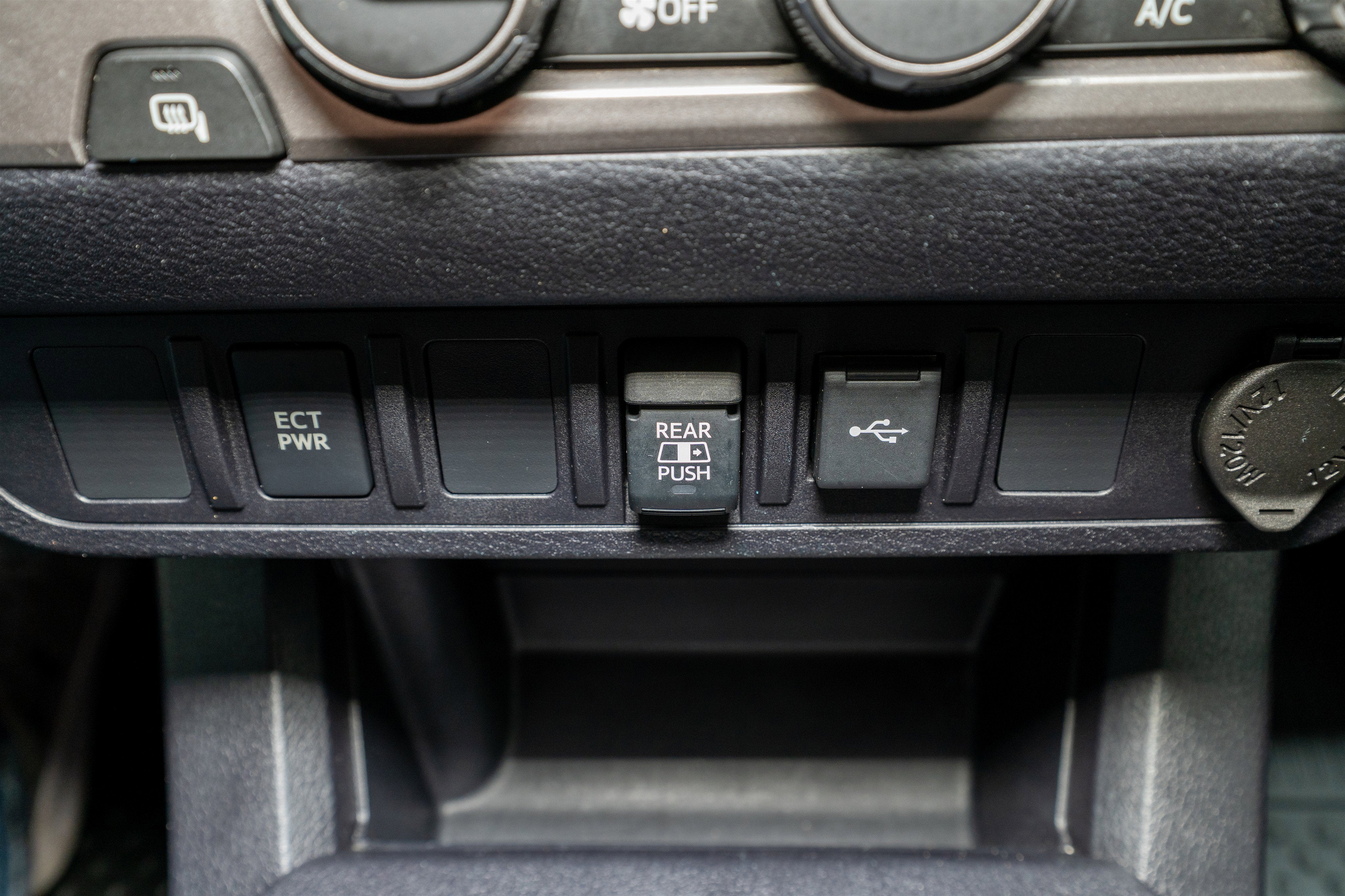 2021 Toyota Tacoma 2WD SR5