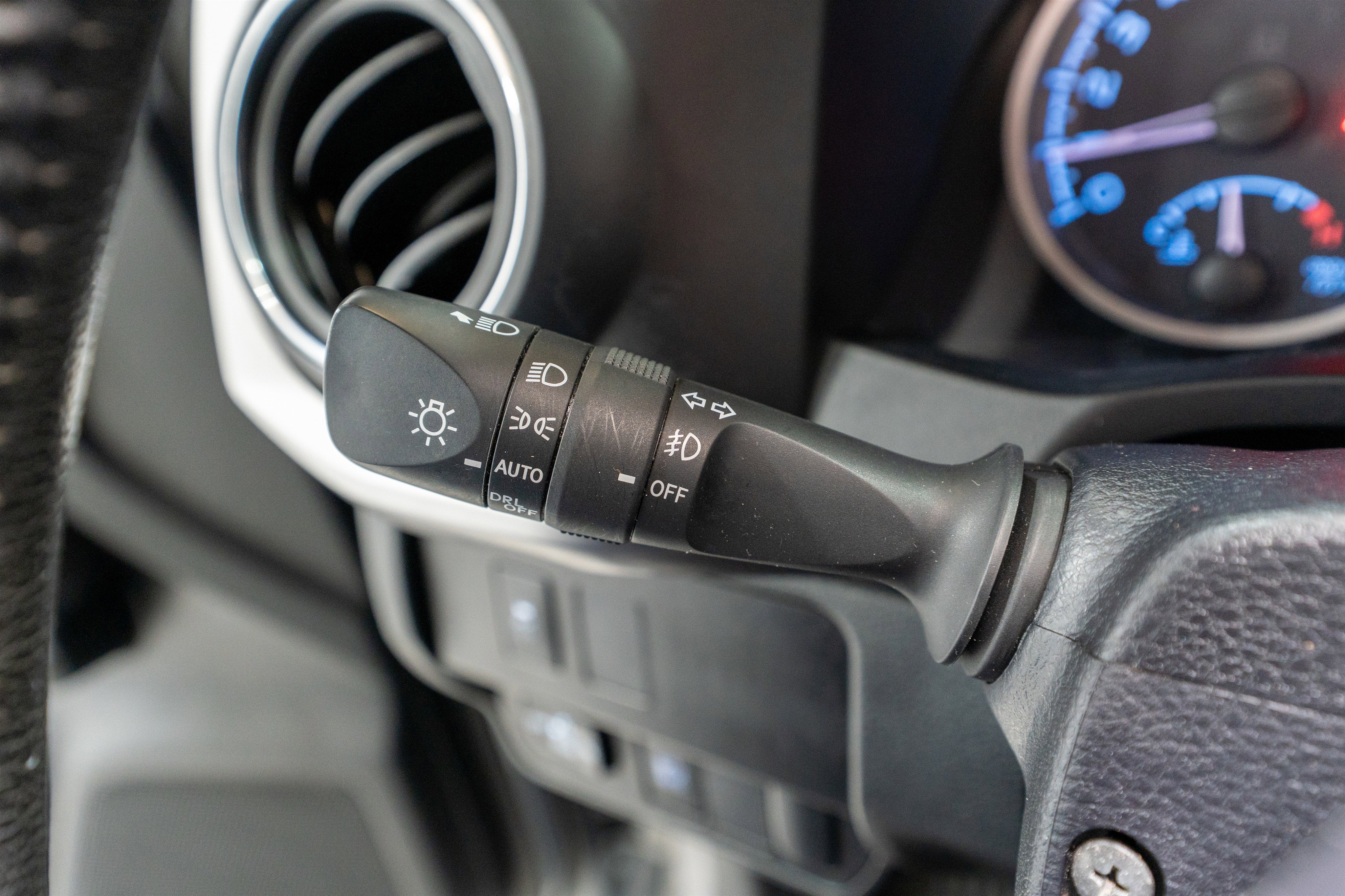 2021 Toyota Tacoma 2WD SR5