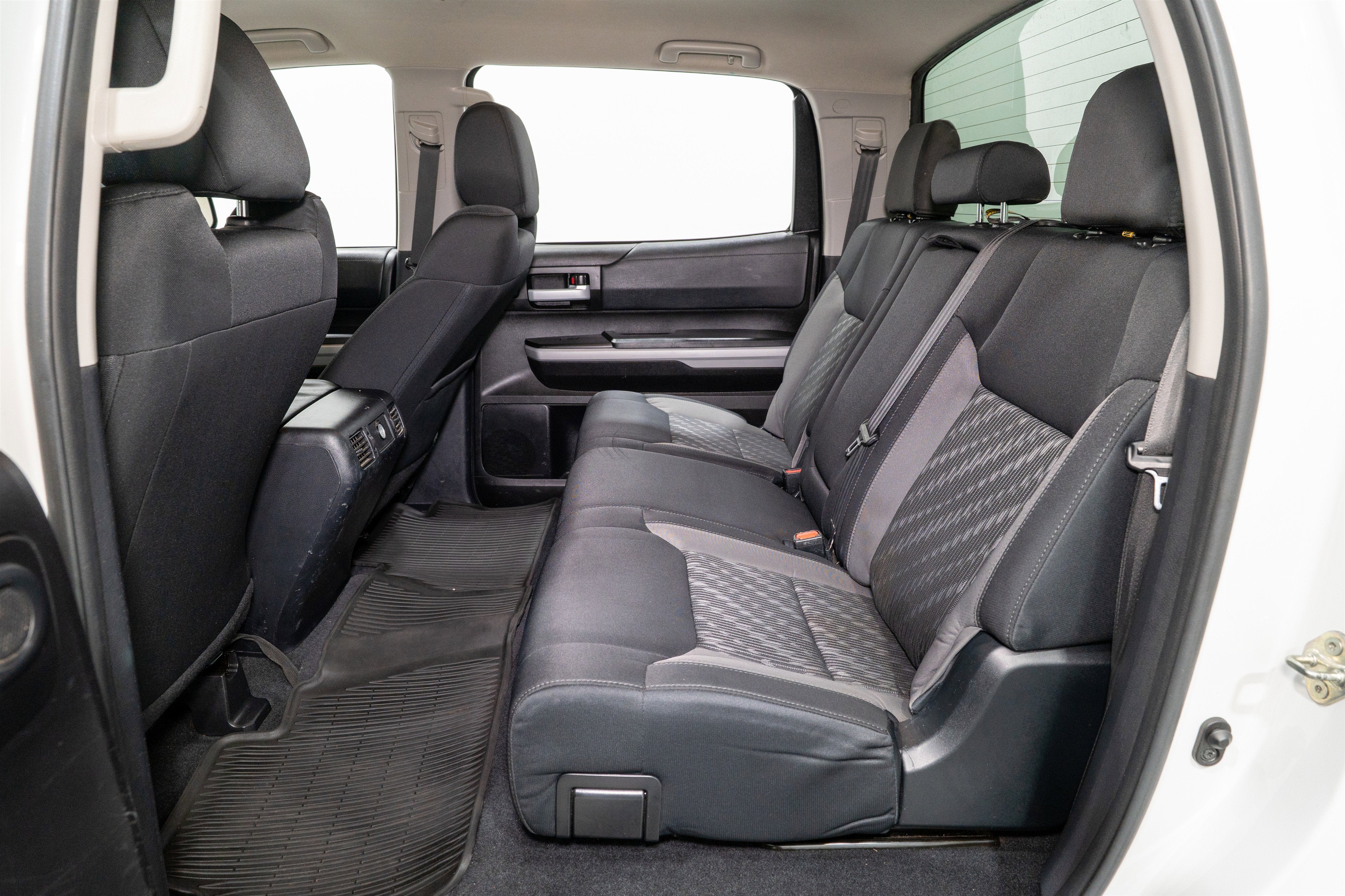 2020 Toyota Tundra 4WD SR5