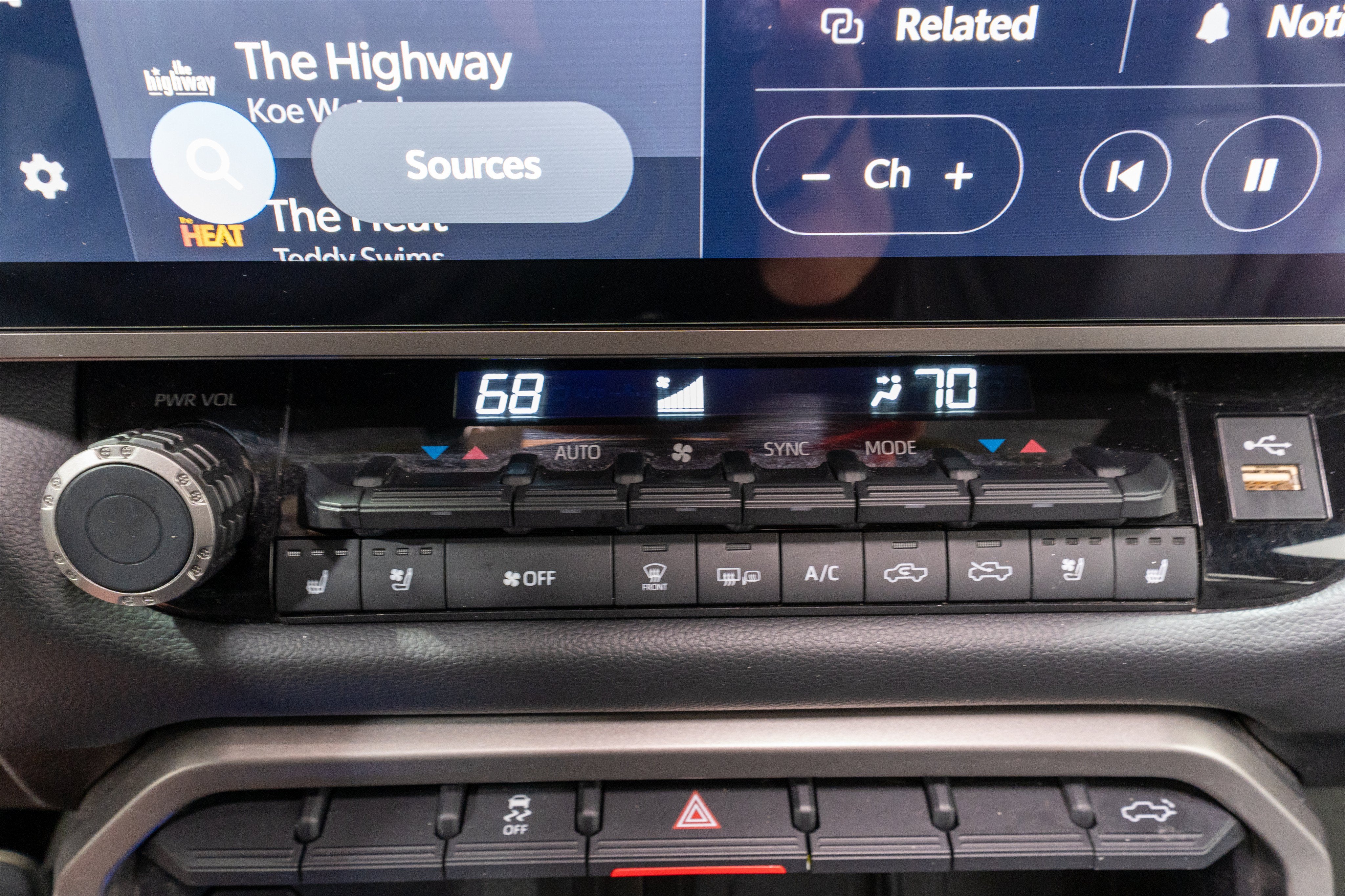 2025 Toyota Tundra 4WD Limited
