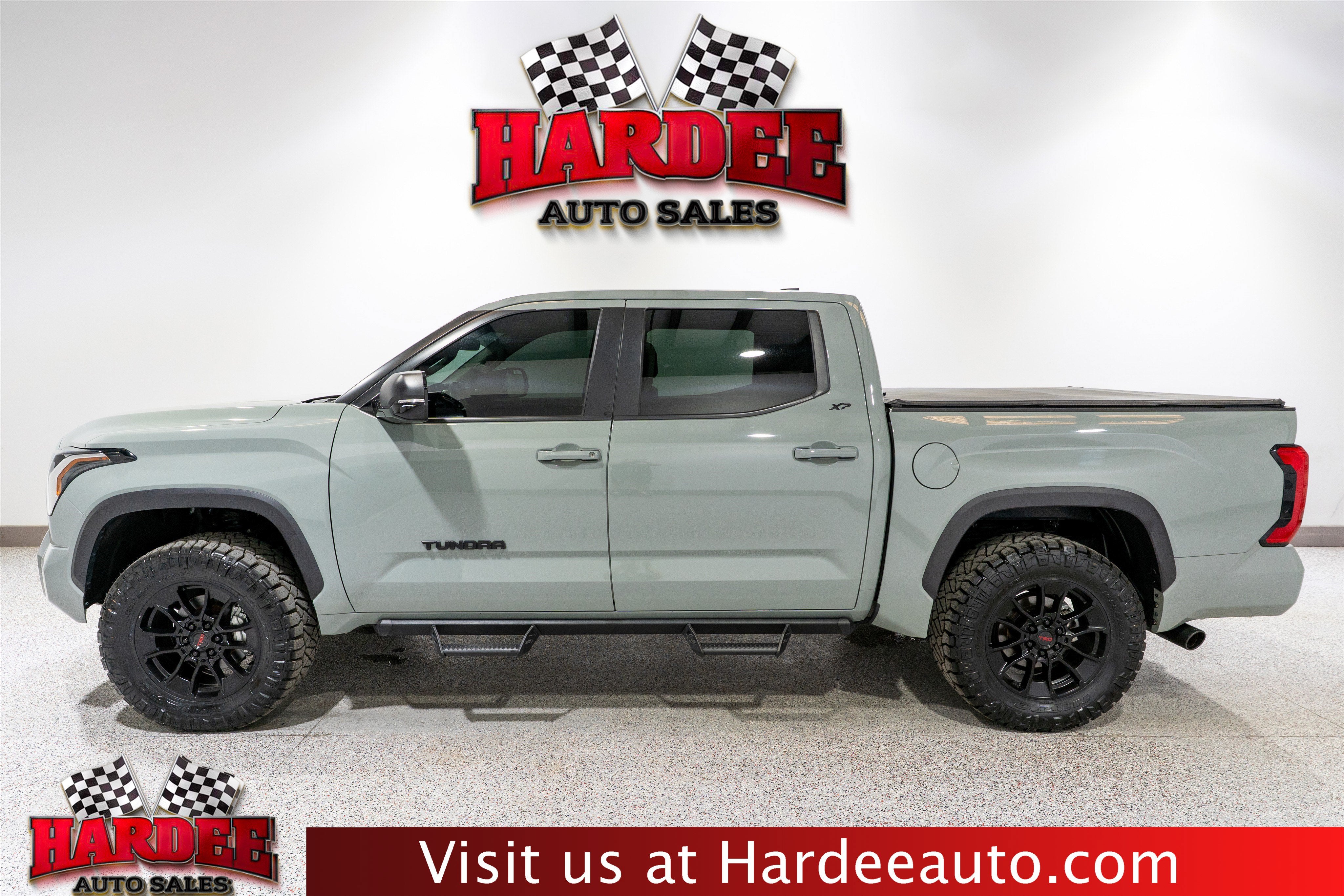2024 Toyota Tundra 4WD SR5