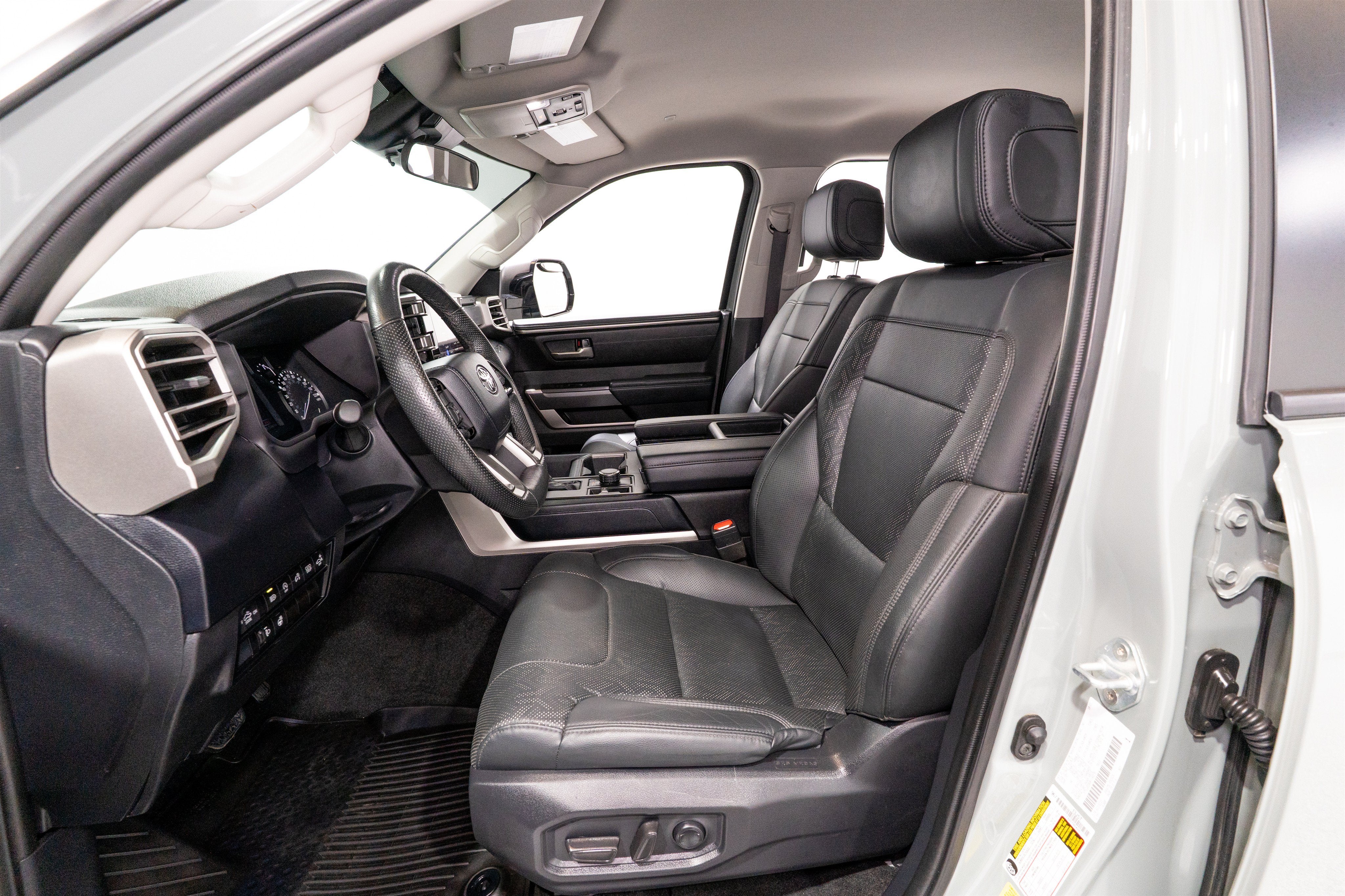 2024 Toyota Tundra 4WD SR5