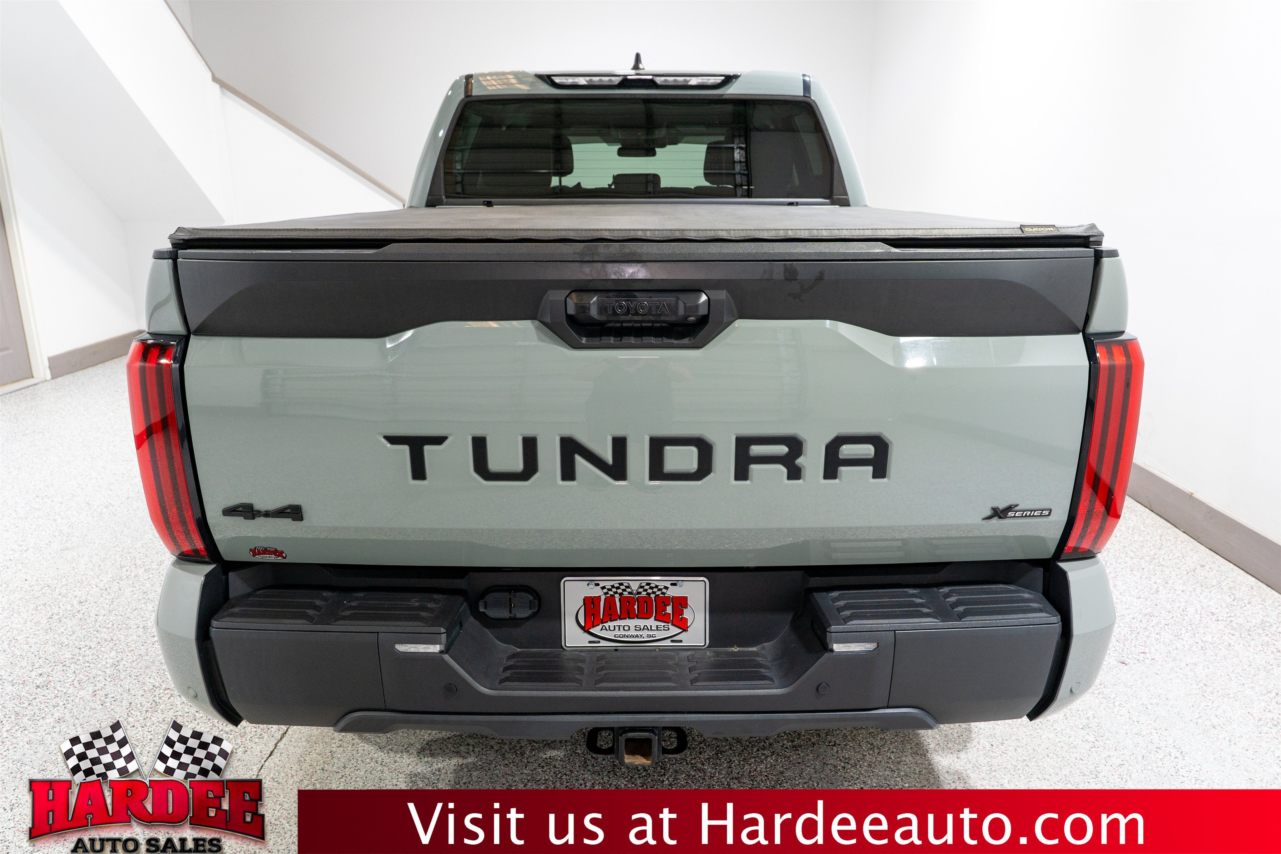 2024 Toyota Tundra 4WD SR5