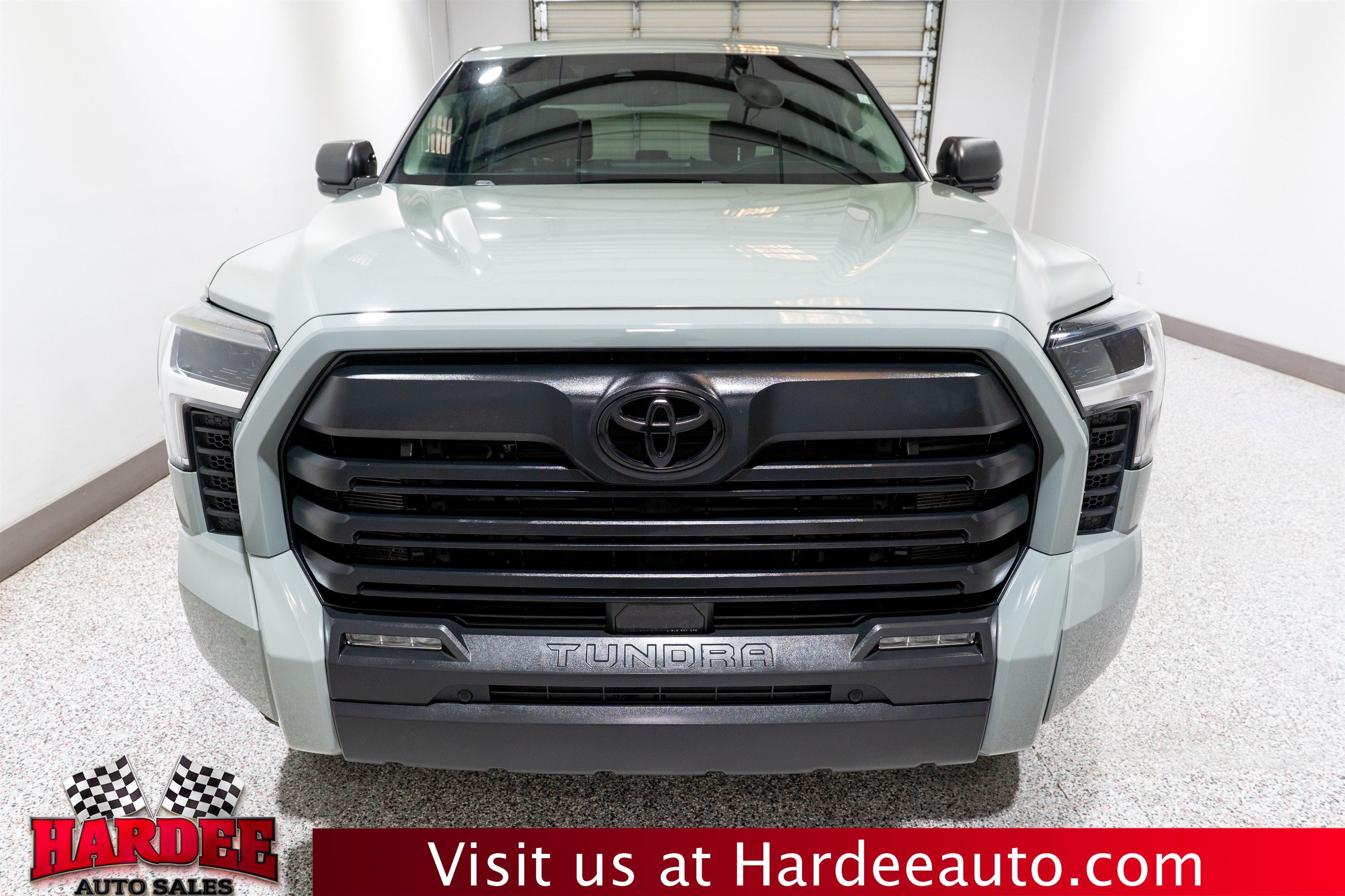 2024 Toyota Tundra 4WD SR5