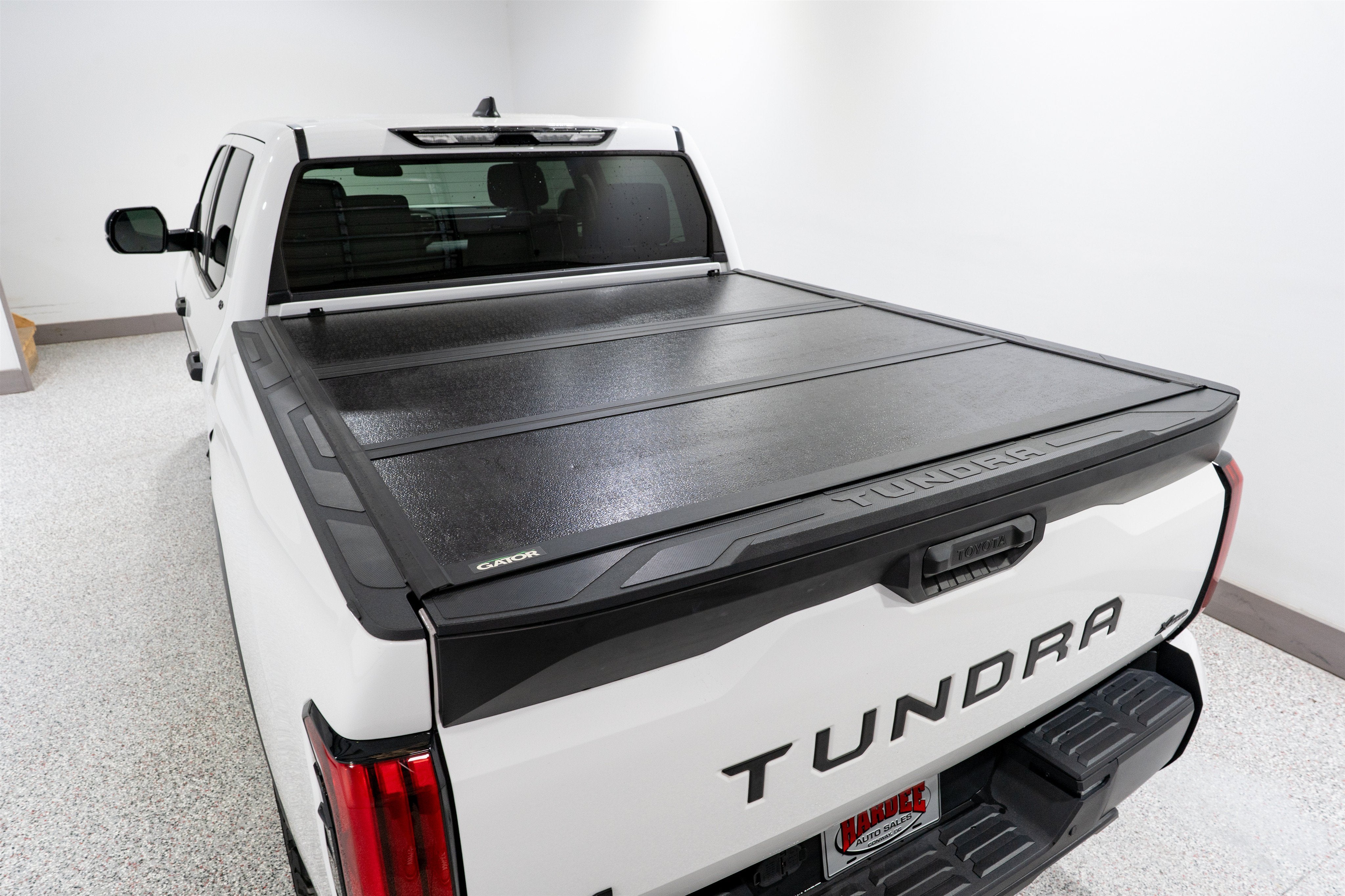 2024 Toyota Tundra 4WD SR5