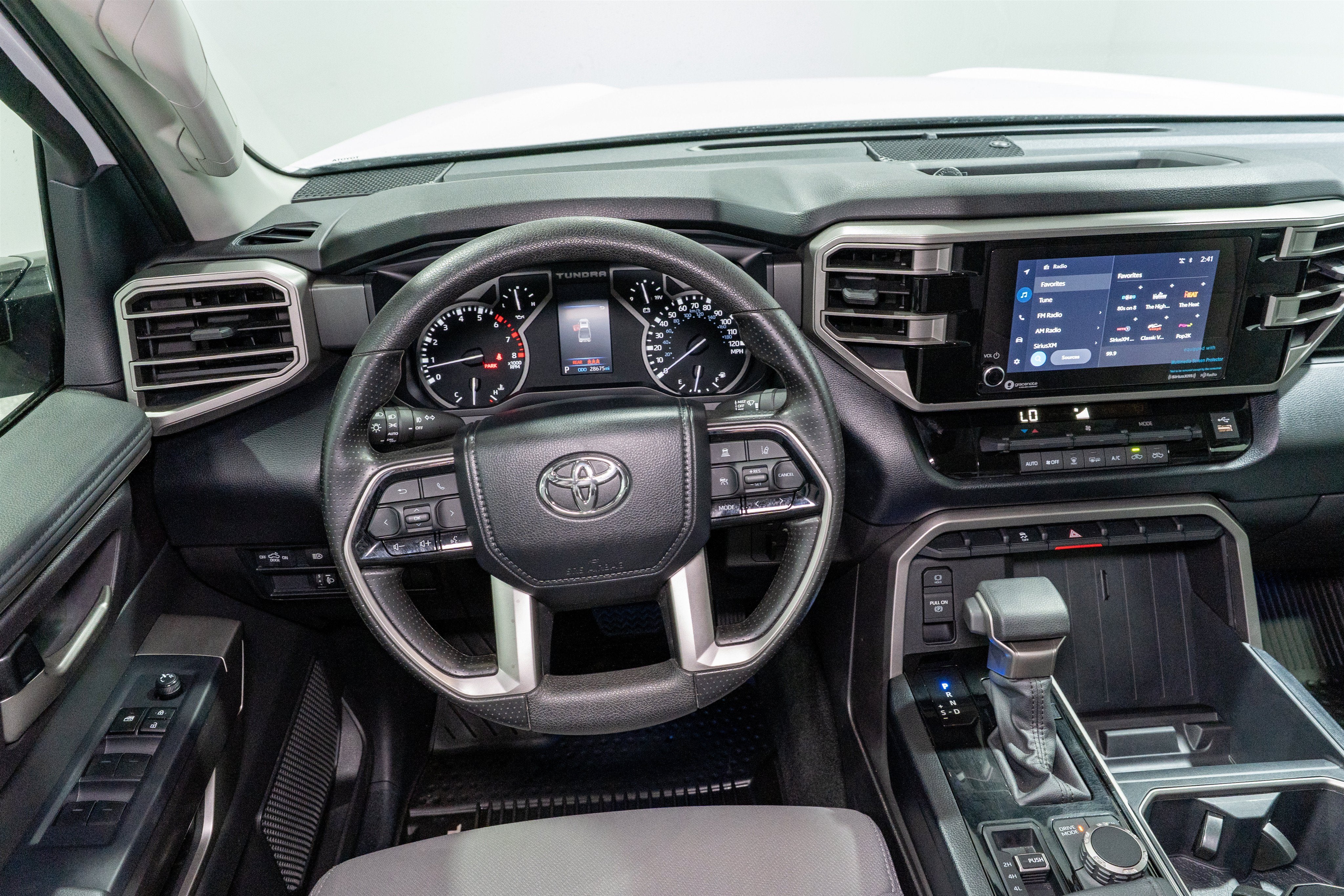 2024 Toyota Tundra 4WD SR5