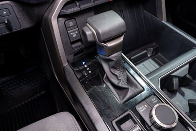 2024 Toyota Tundra 4WD SR5