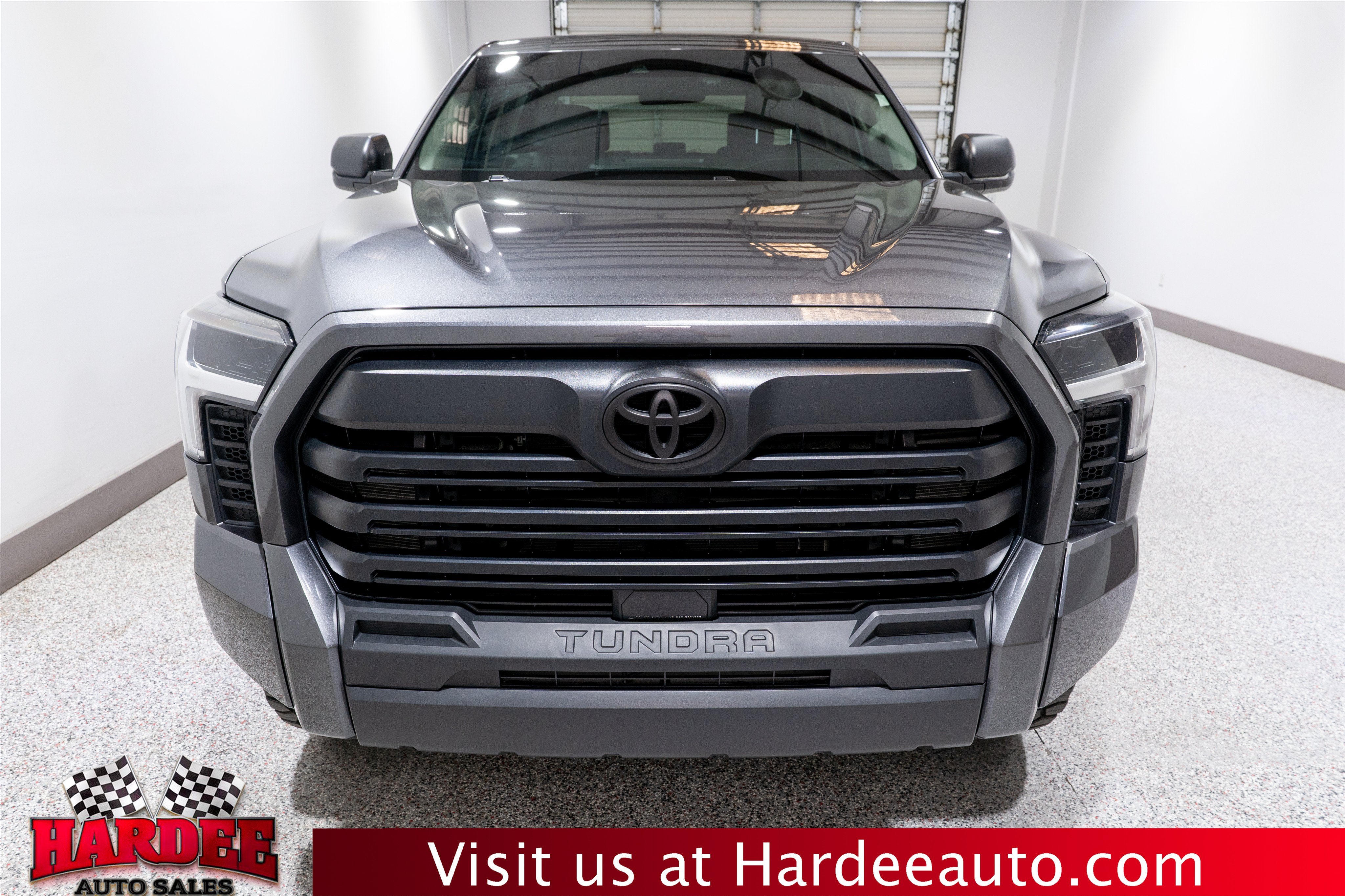 2024 Toyota Tundra 4WD SR5