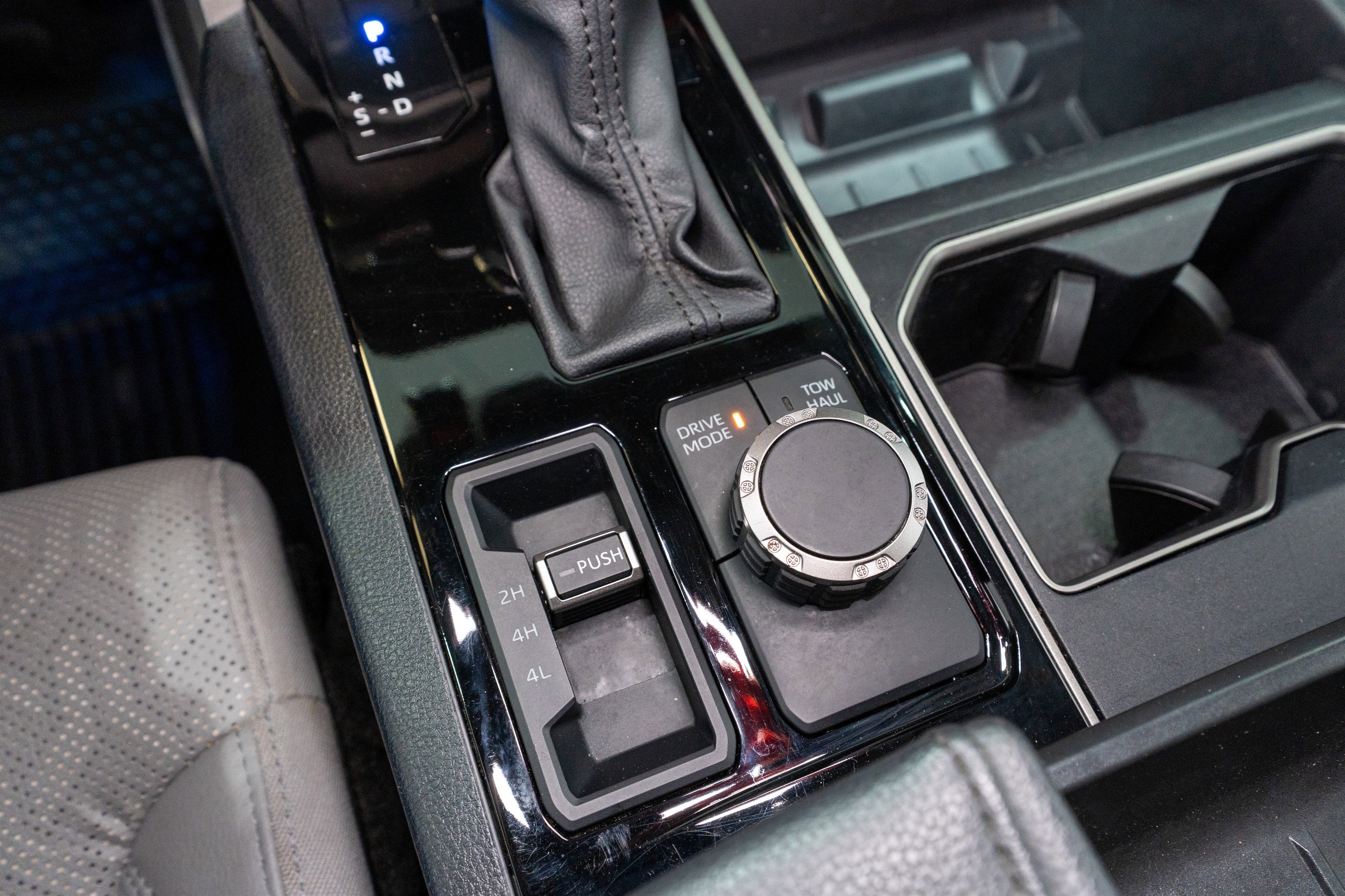 2024 Toyota Tundra 4WD SR5