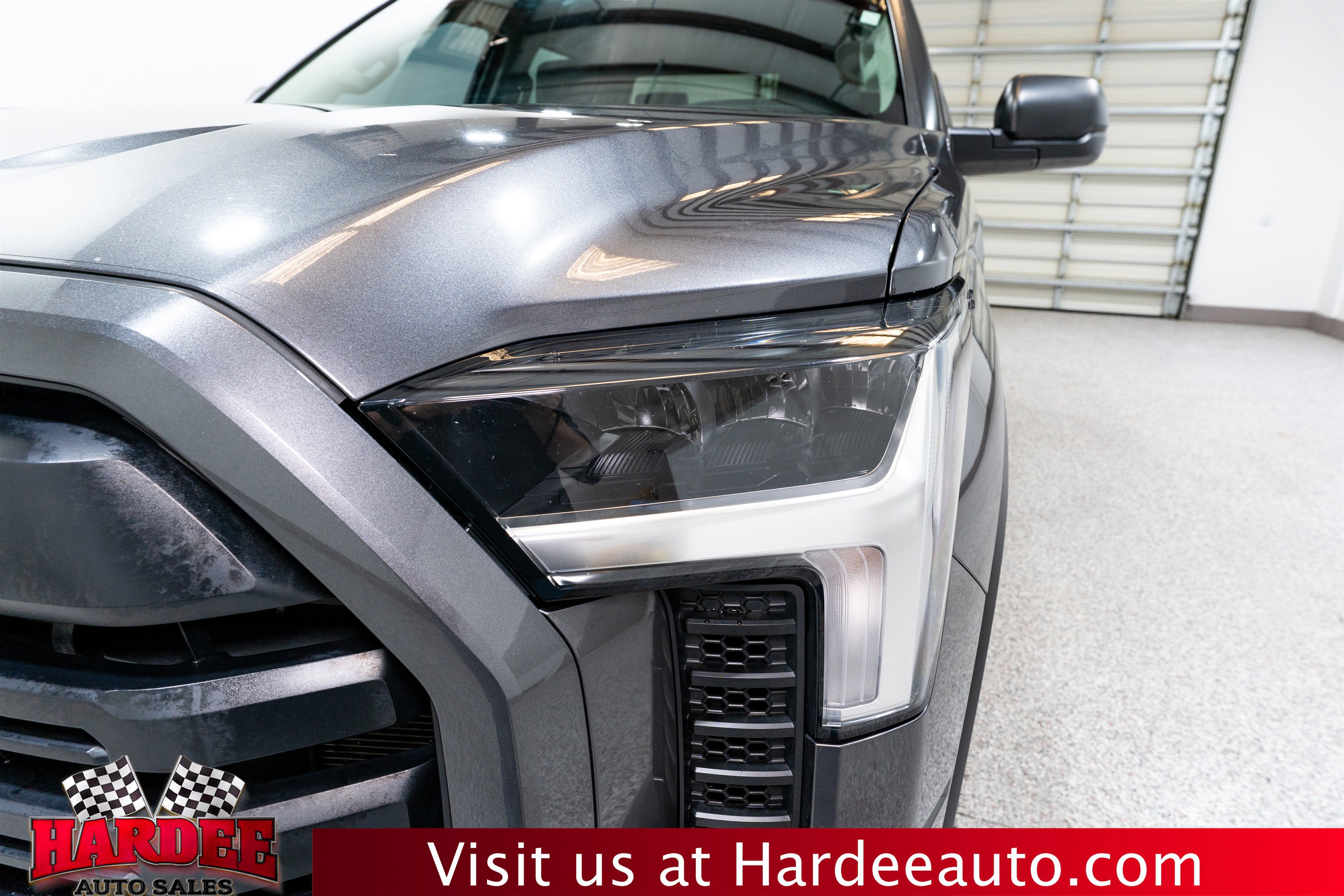 2024 Toyota Tundra 4WD SR5