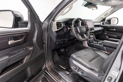 2024 Toyota Tundra 4WD SR5