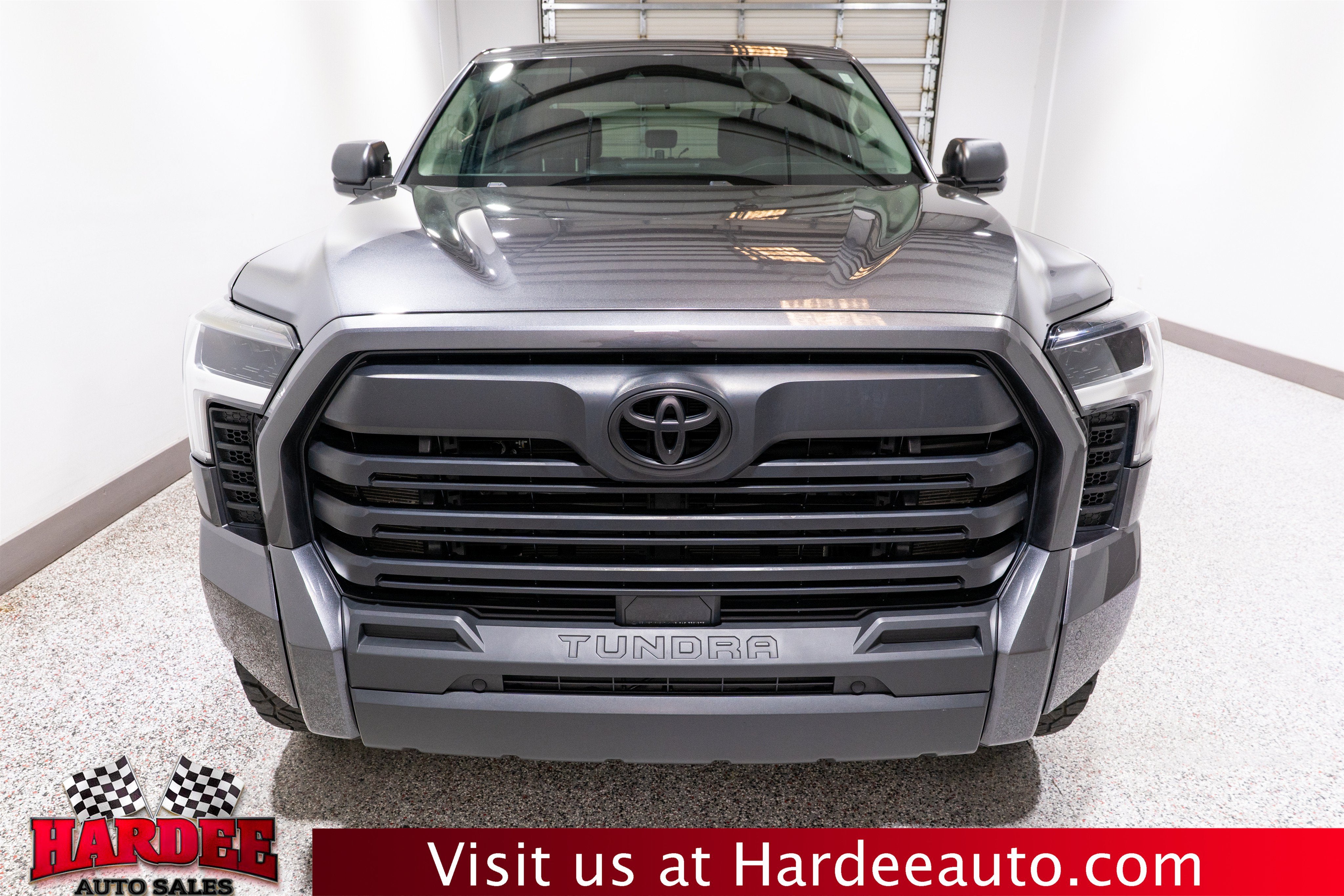 2024 Toyota Tundra 4WD SR5