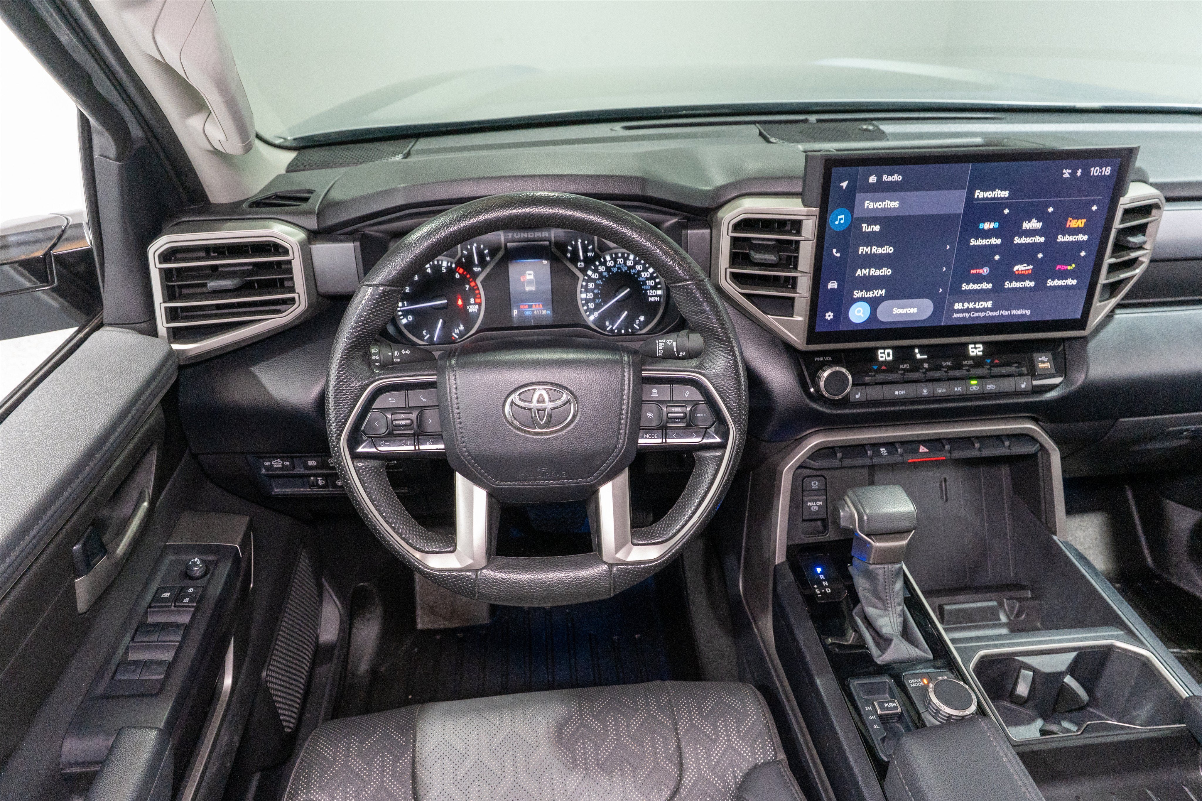 2024 Toyota Tundra 4WD SR5