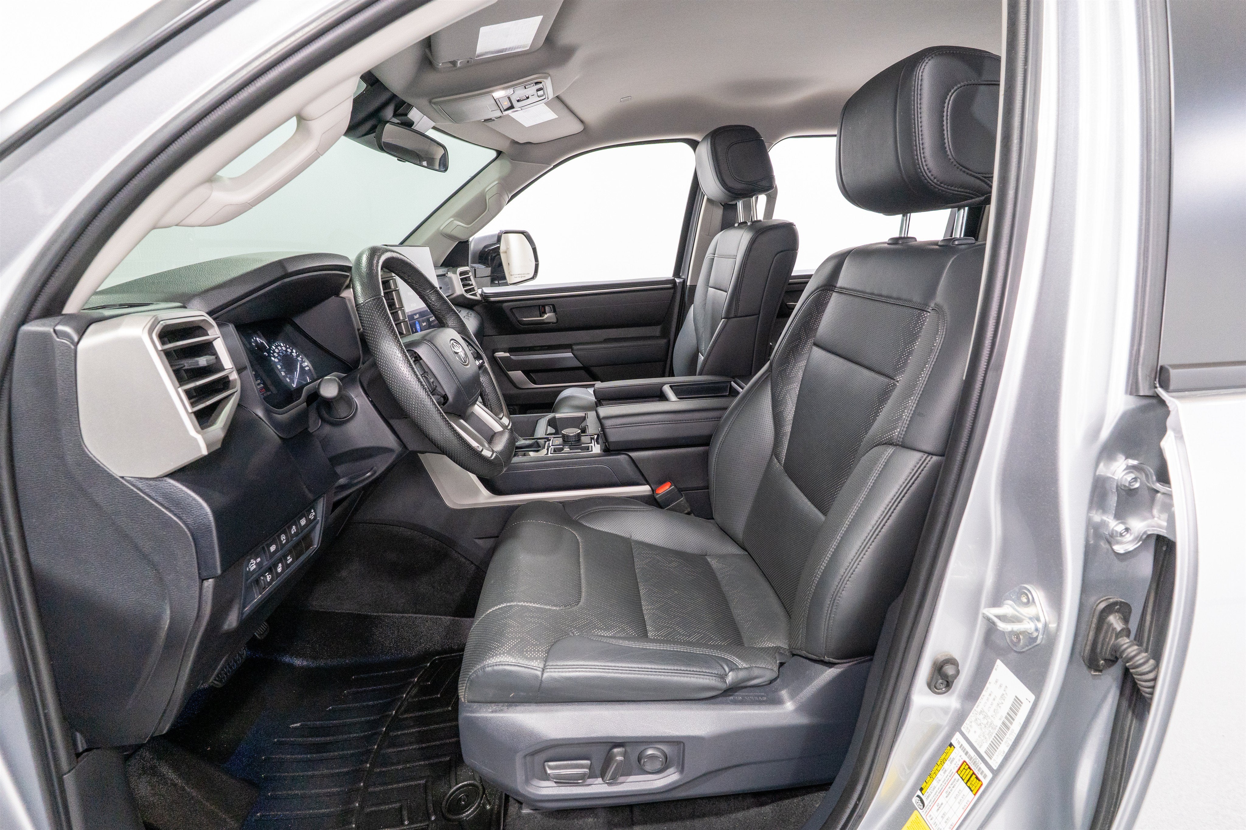2024 Toyota Tundra 4WD SR5