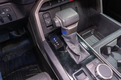 2024 Toyota Tundra 4WD SR5