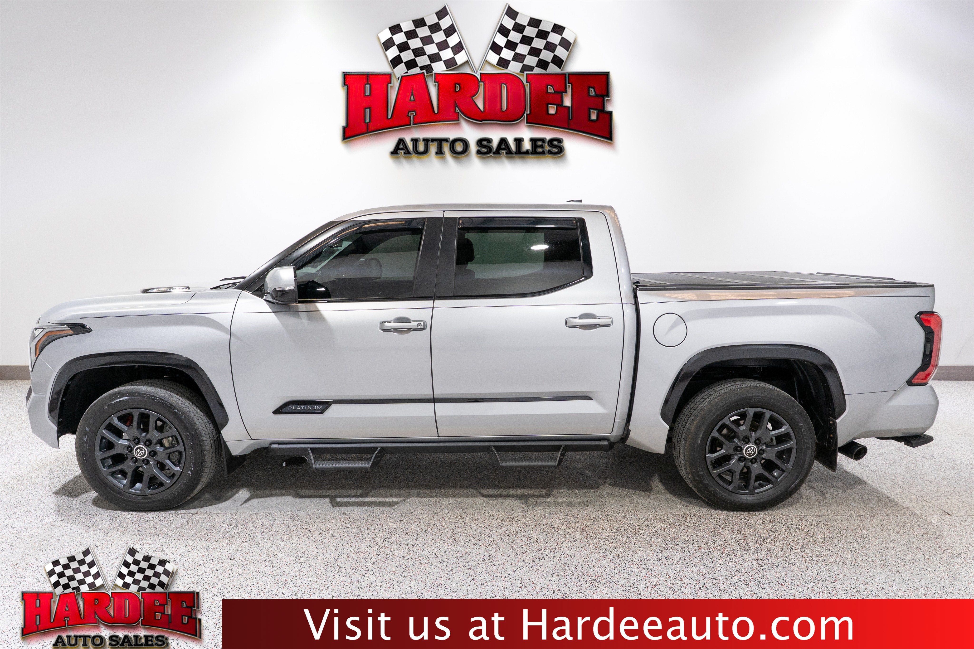 2024 Toyota Tundra 4WD Platinum Hybrid