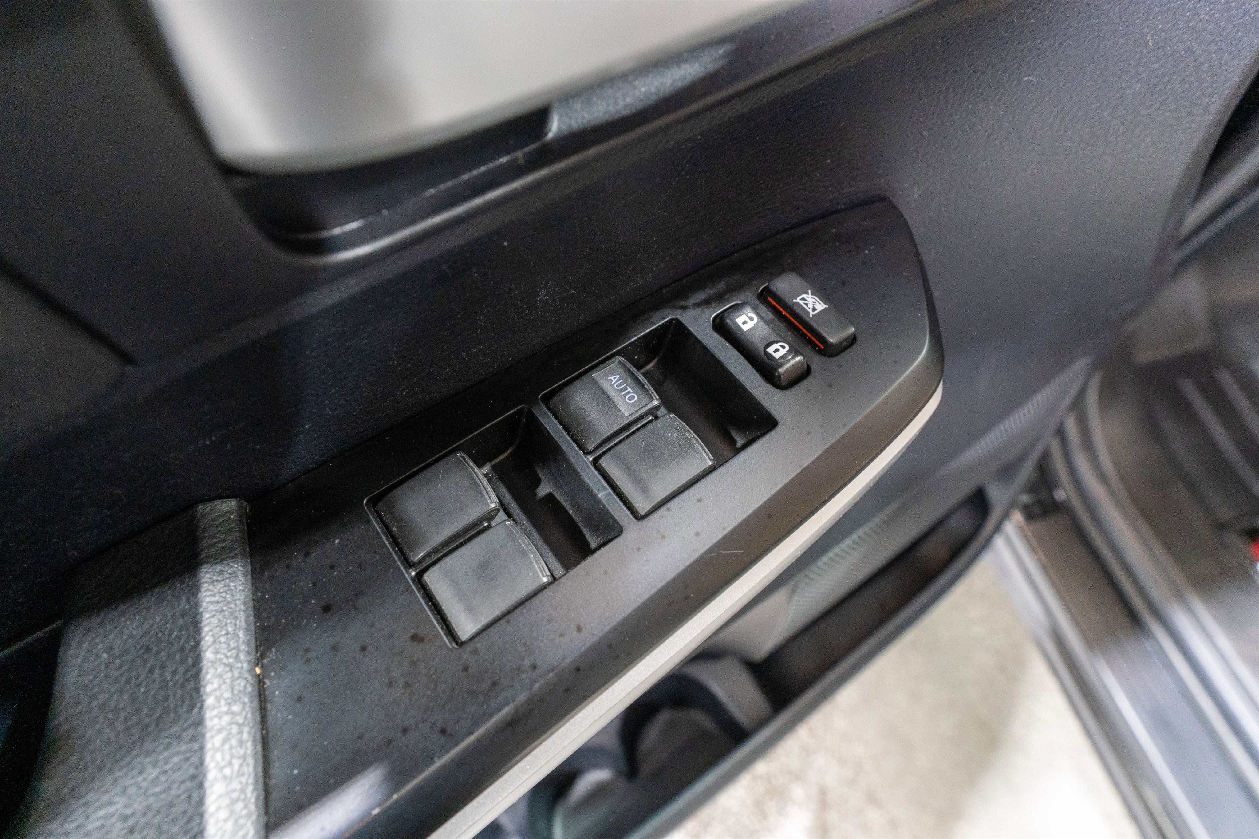 2015 Toyota Tundra 4WD Truck SR5
