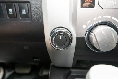 2015 Toyota Tundra 4WD Truck SR5
