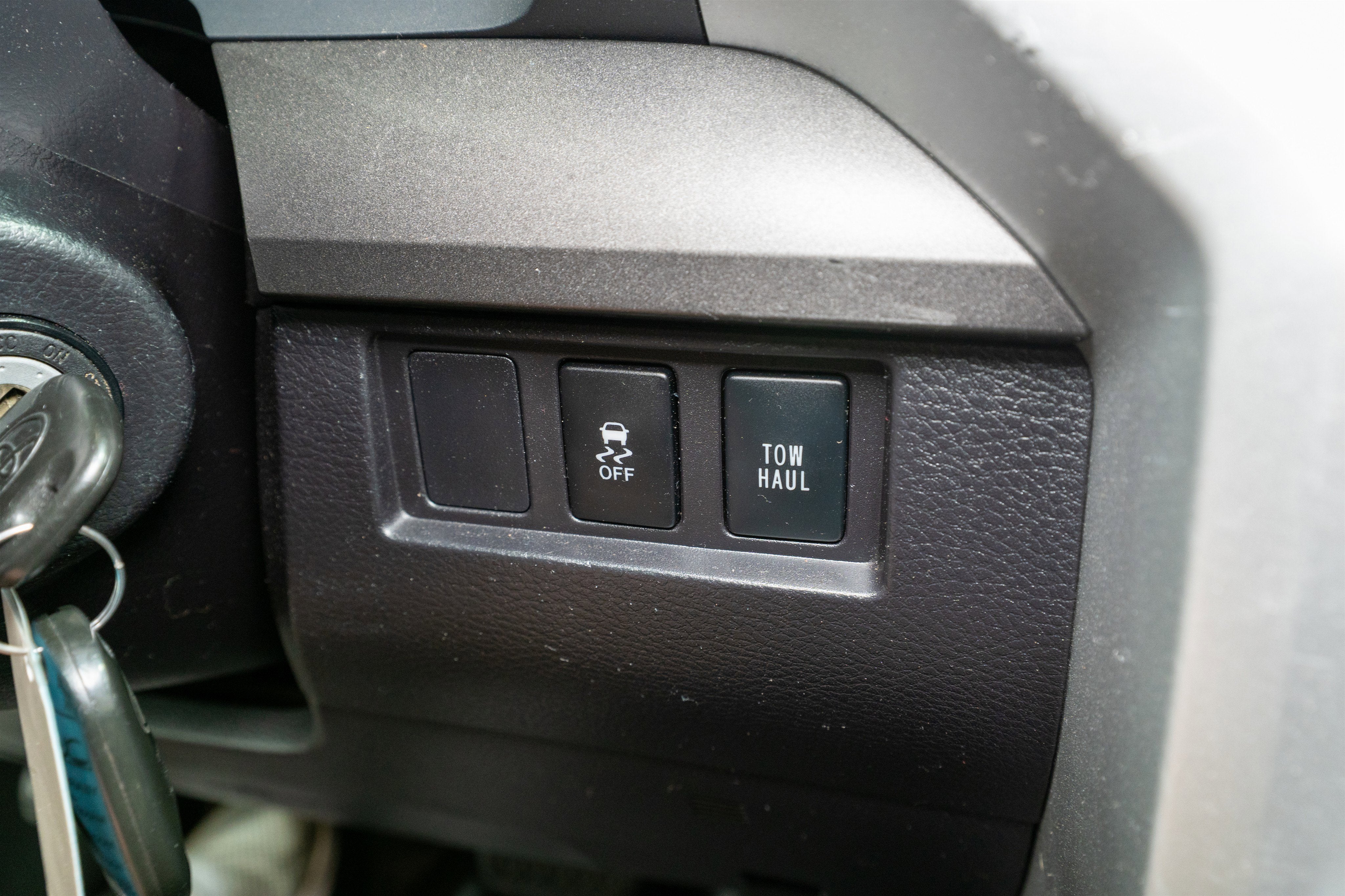 2015 Toyota Tundra 4WD Truck SR5