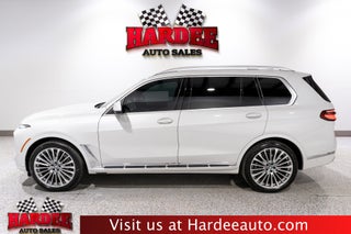 2025 BMW X7 xDrive40i