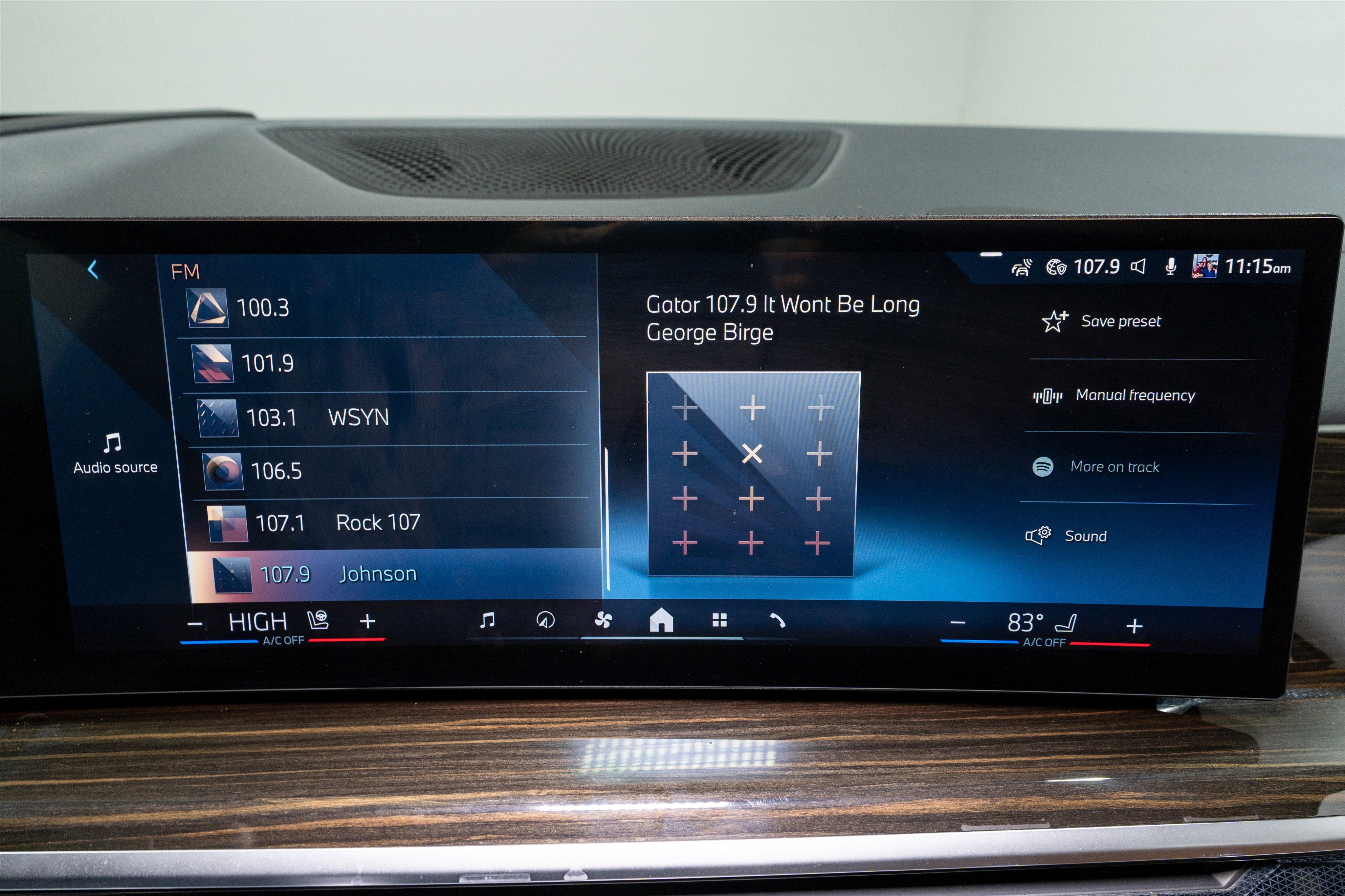 2024 BMW X7 xDrive40i