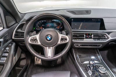 2022 BMW X7 M50i