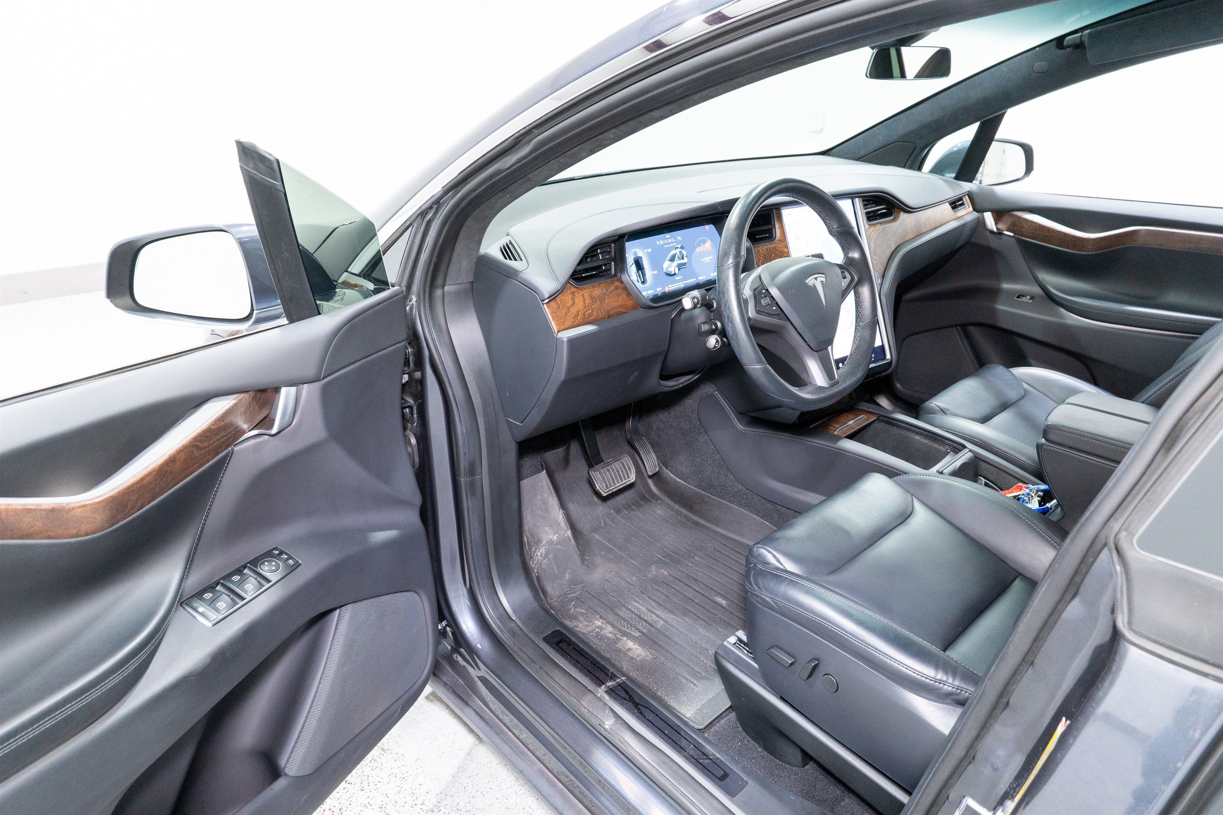 2020 Tesla Model X Long Range