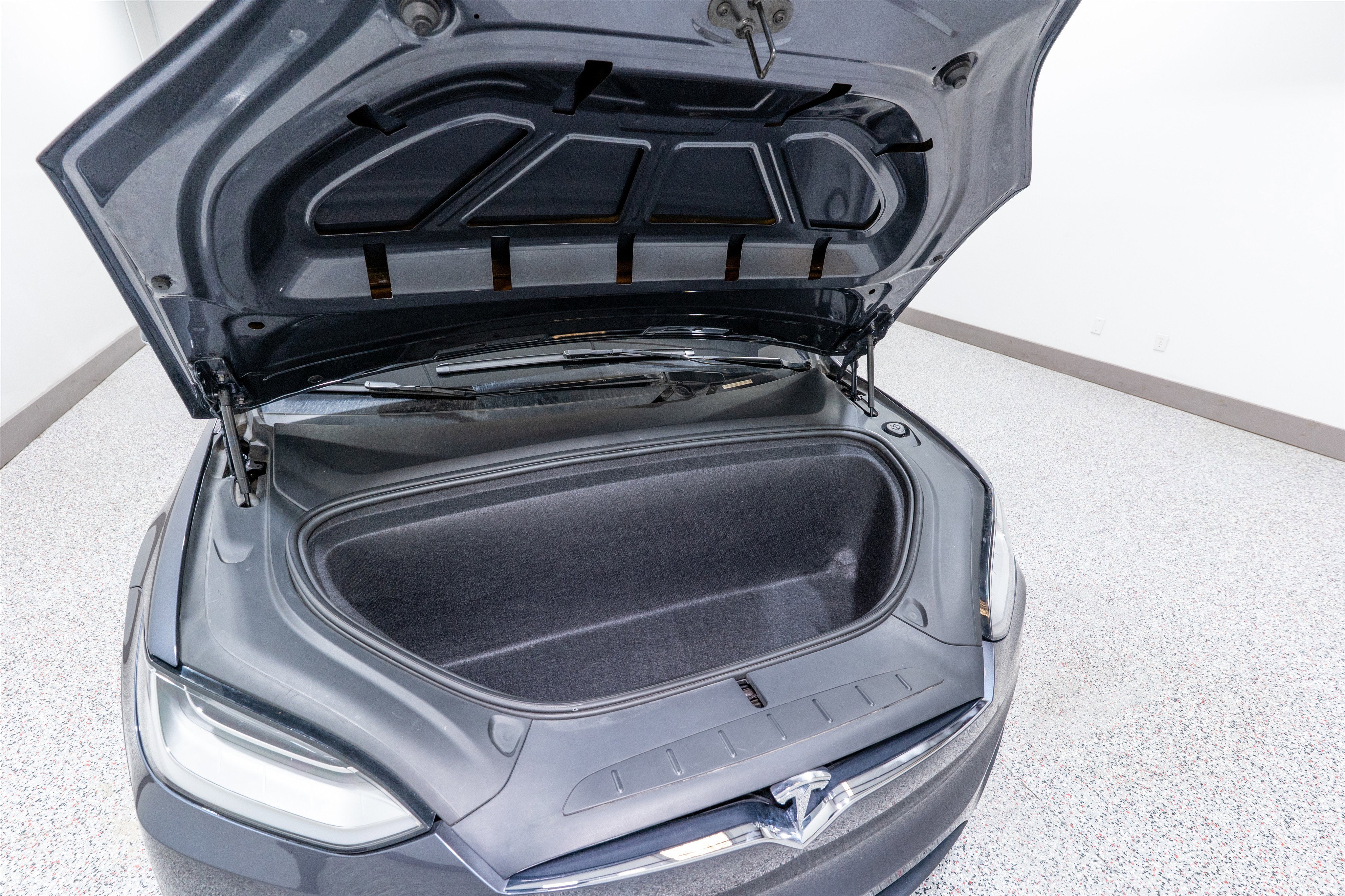 2020 Tesla Model X Long Range