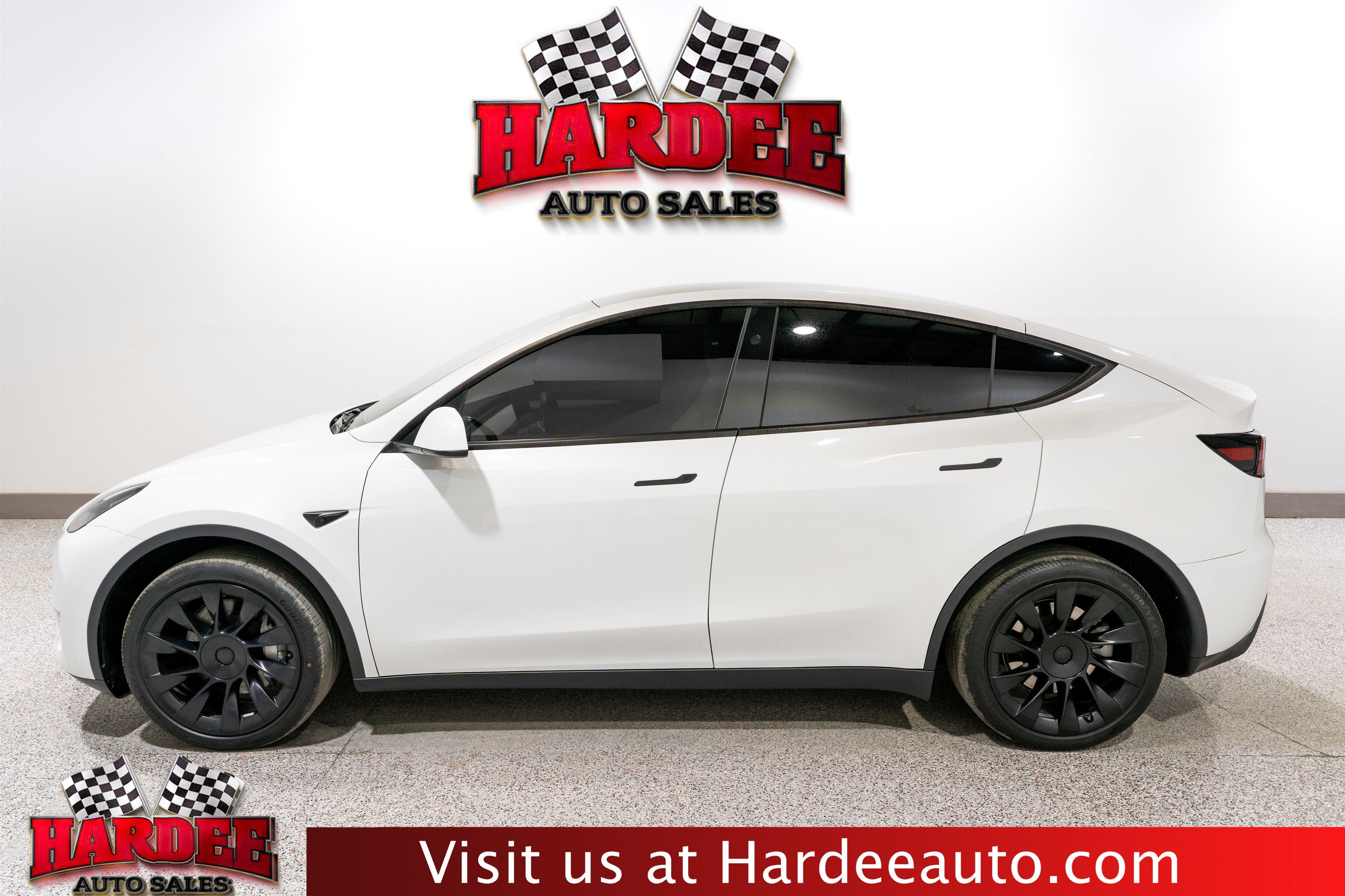 2024 Tesla Model Y Base