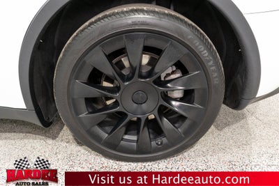 2024 Tesla Model Y Base