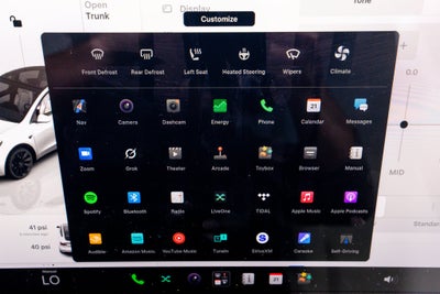 2024 Tesla Model Y Base