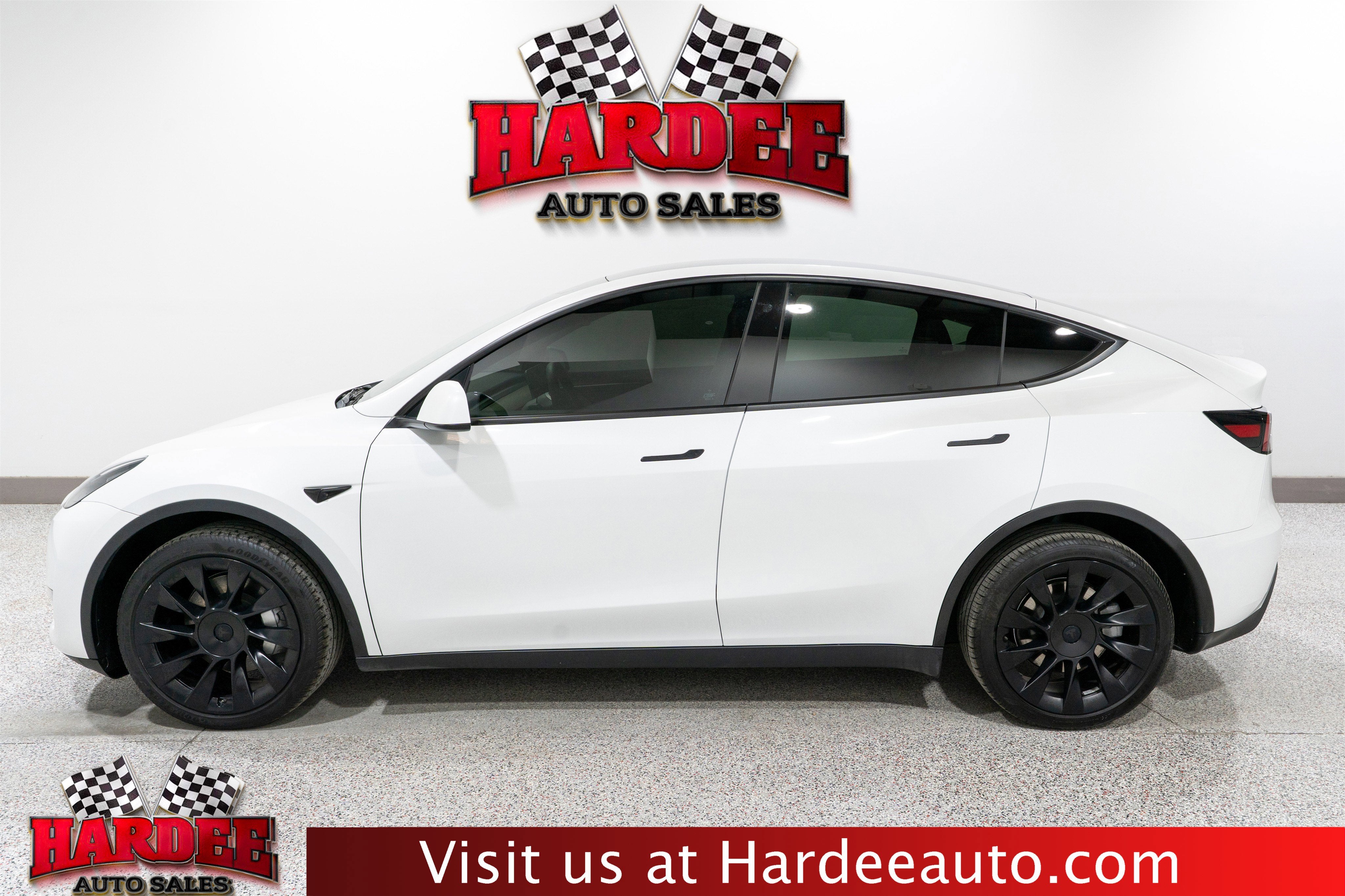 2023 Tesla Model Y Long Range