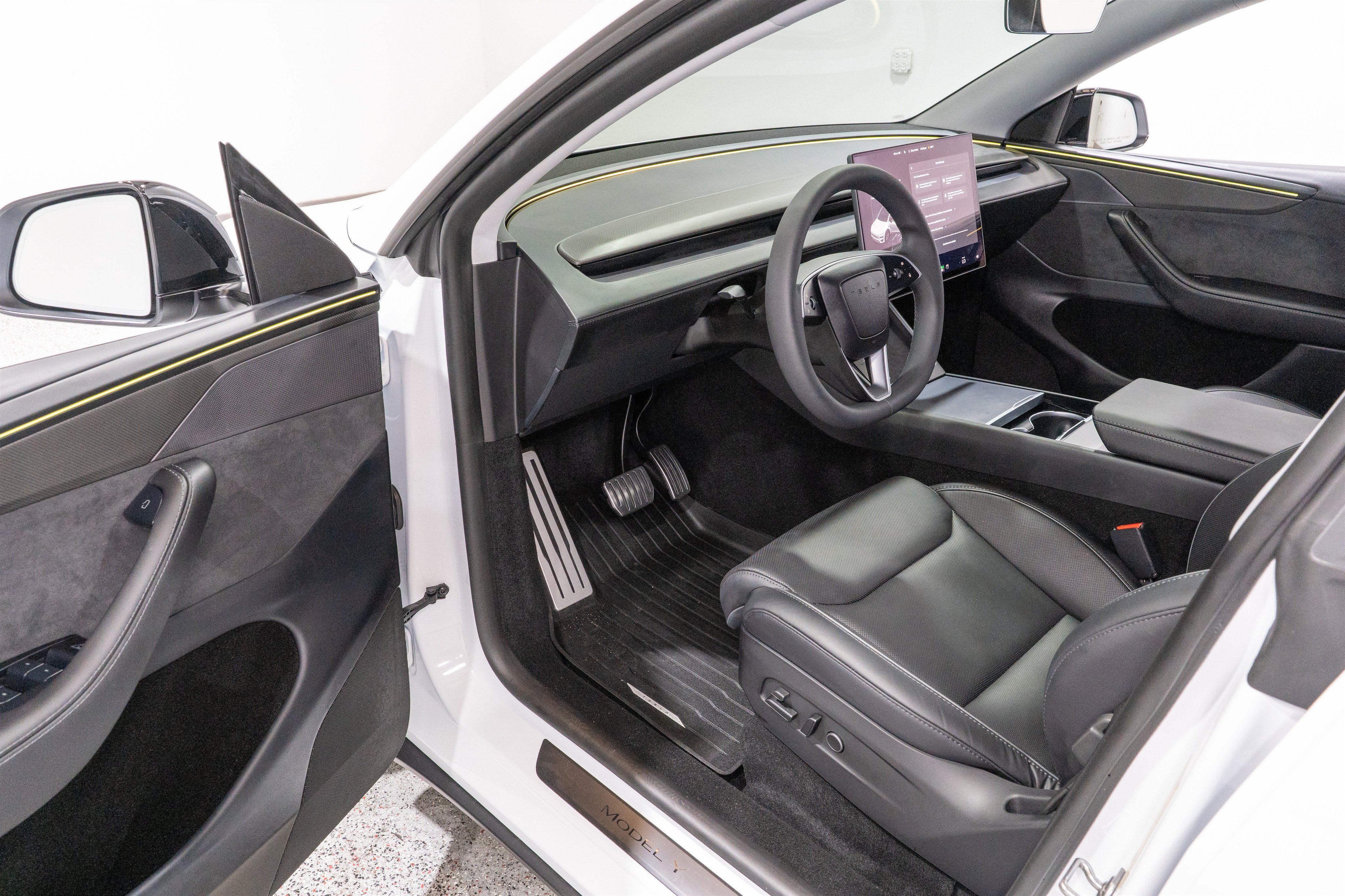2026 Tesla Model Y Performance