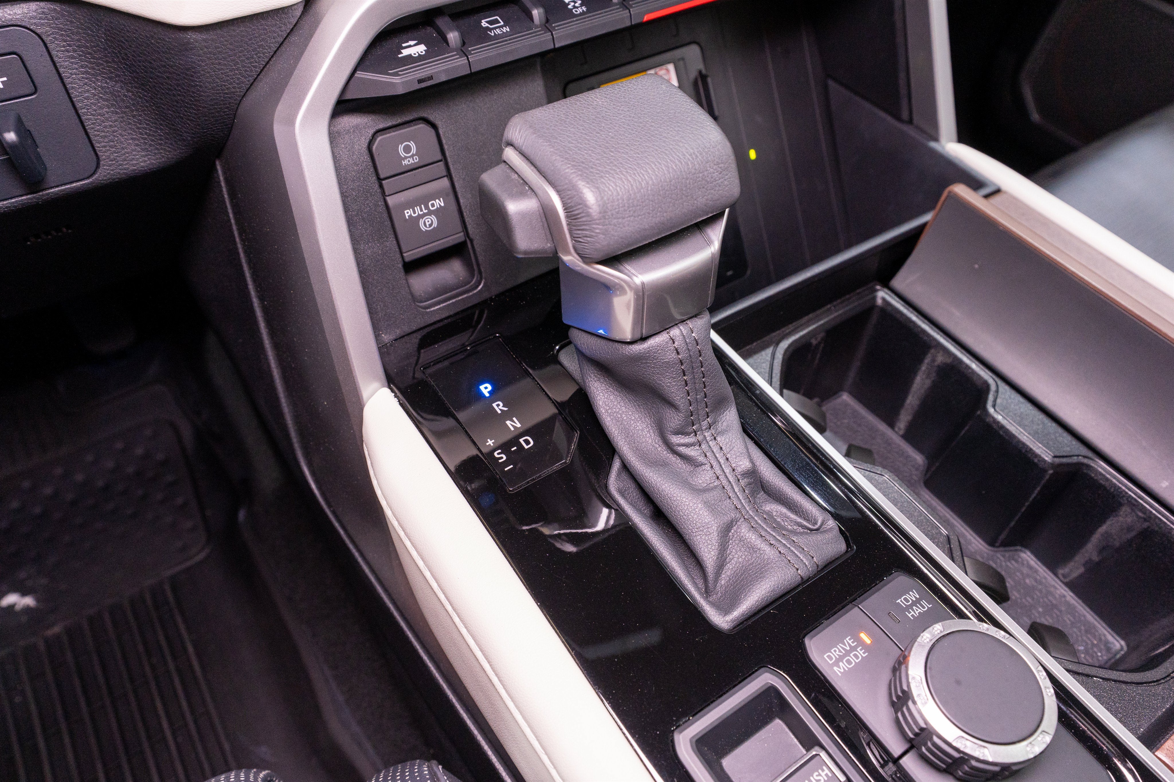 2024 Toyota Sequoia Capstone