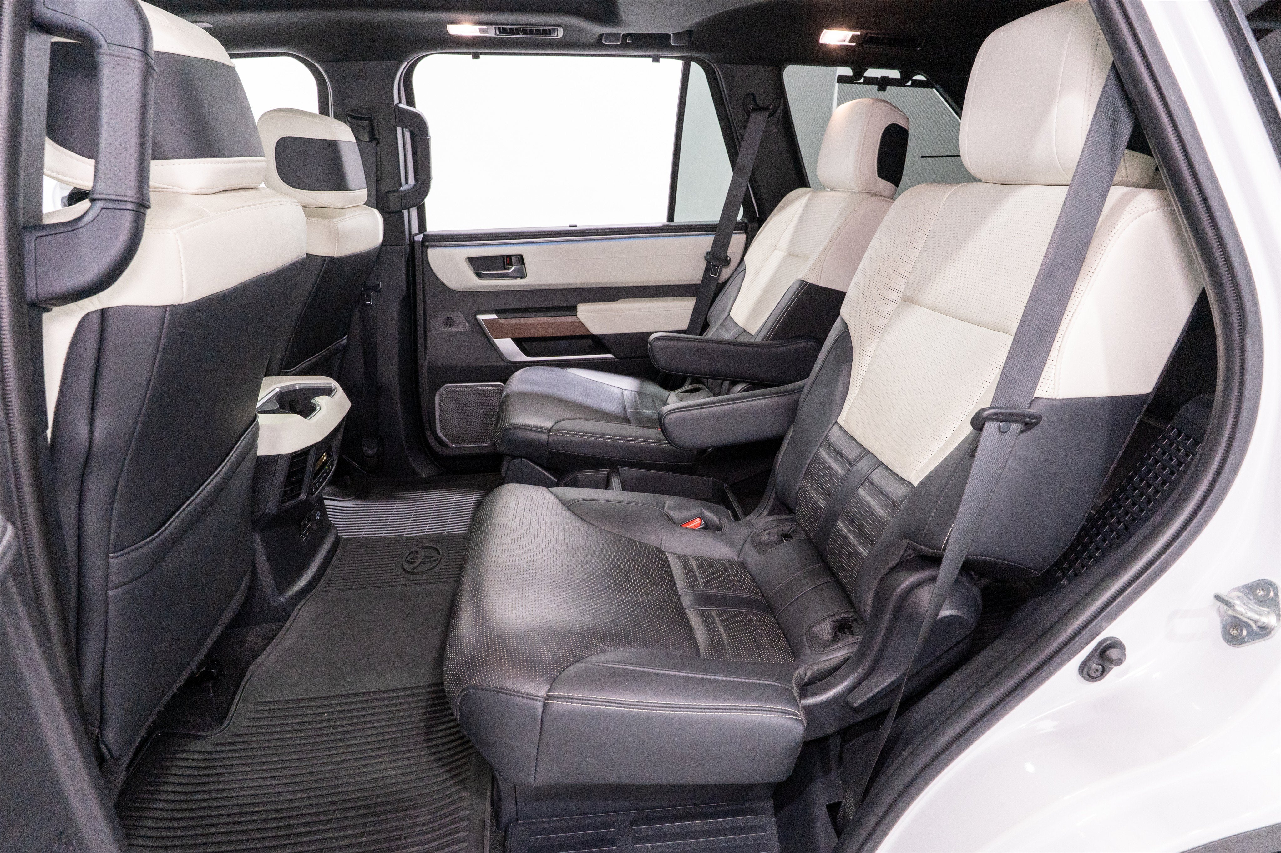 2024 Toyota Sequoia Capstone