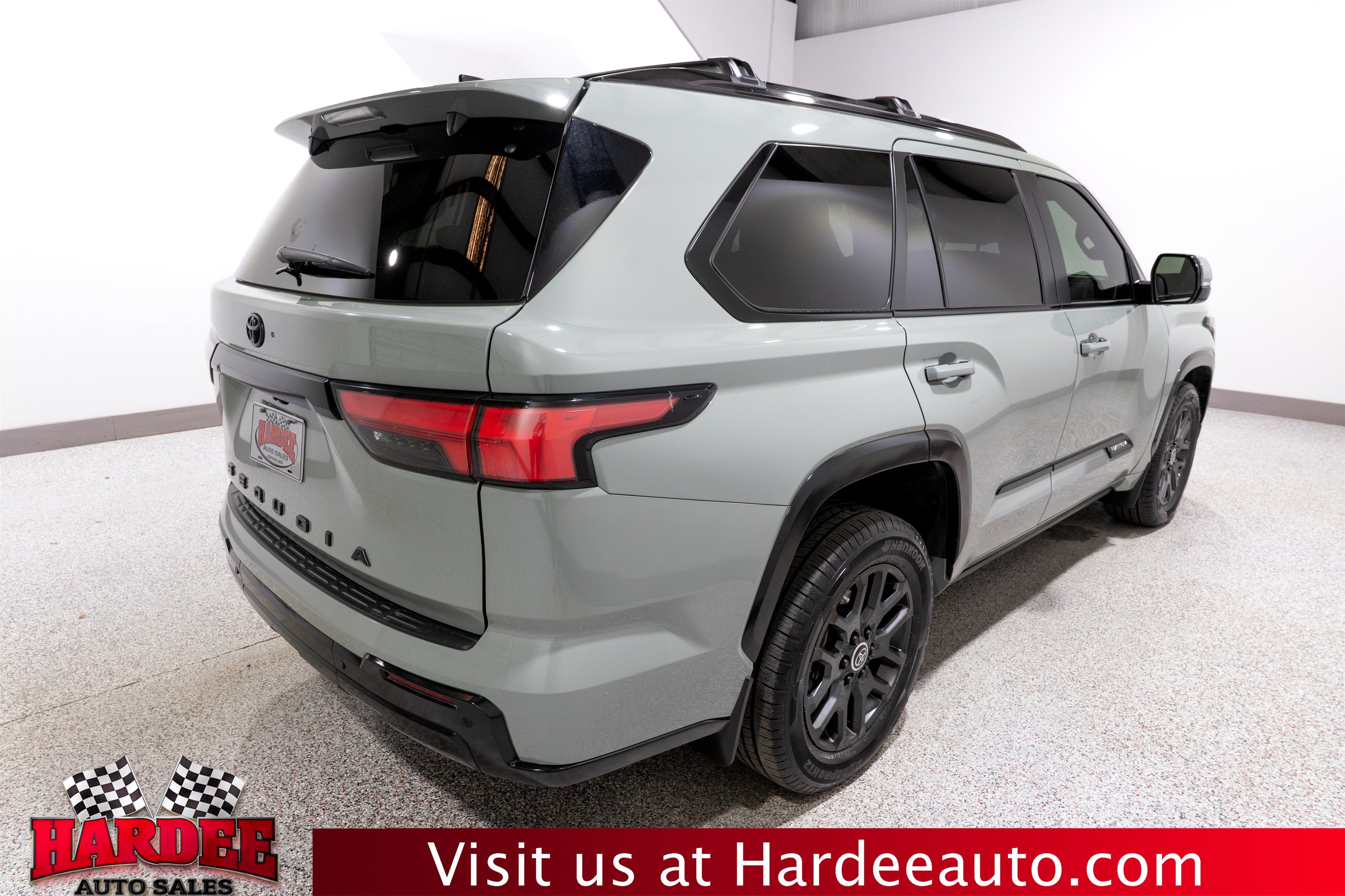 2024 Toyota Sequoia Platinum