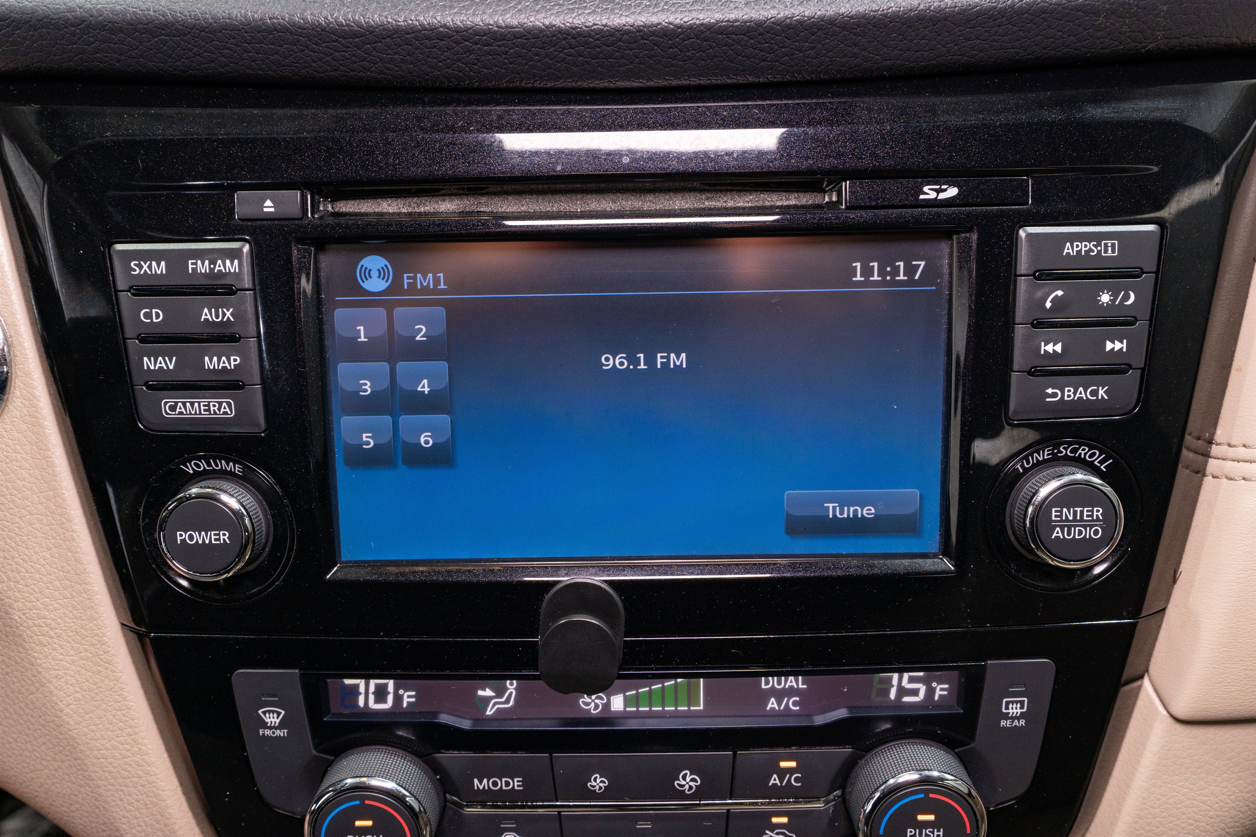 2017 Nissan Rogue SL