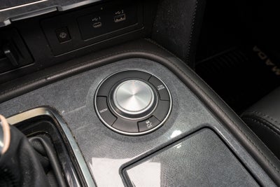 2022 Nissan Armada SV