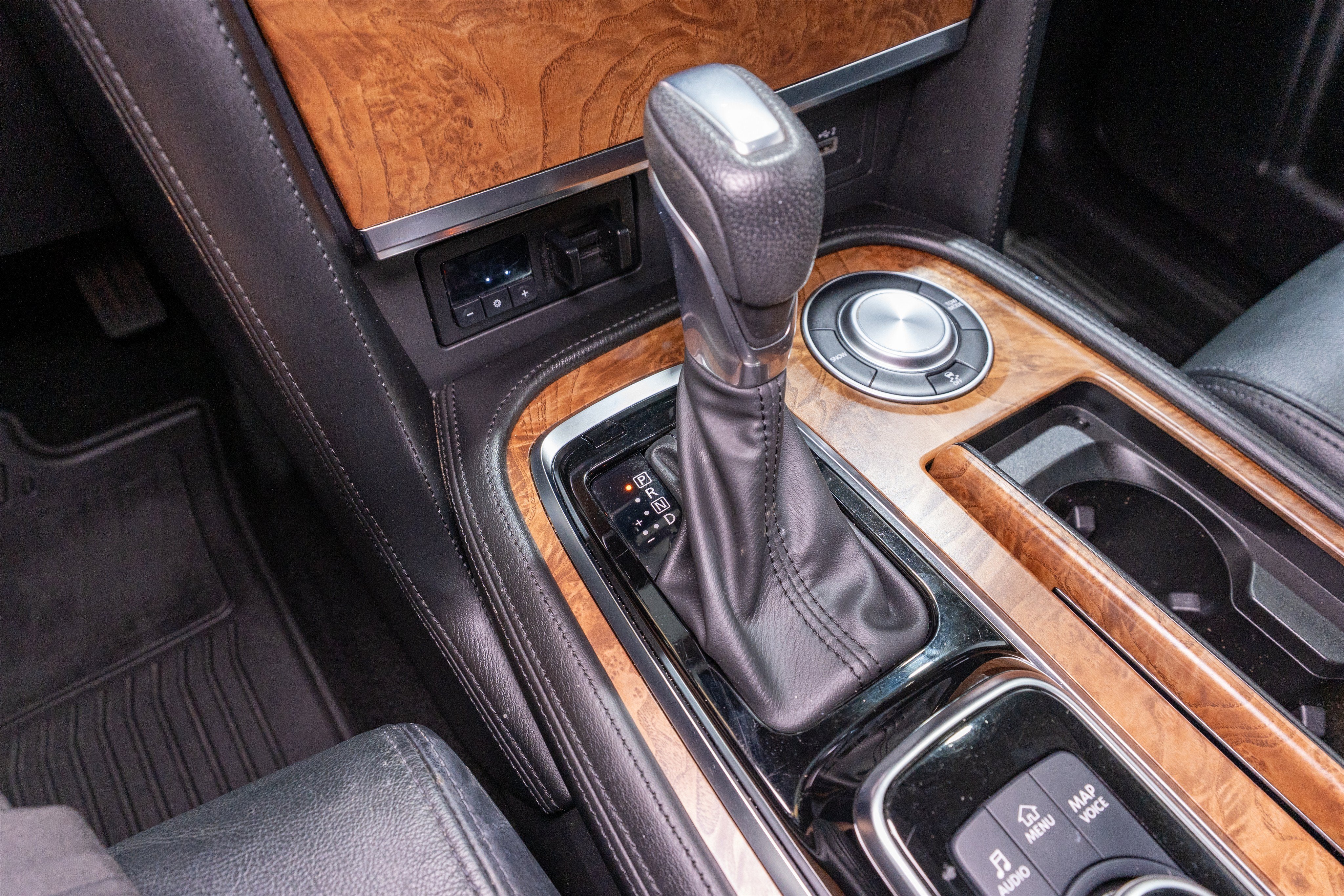 2022 Nissan Armada SL