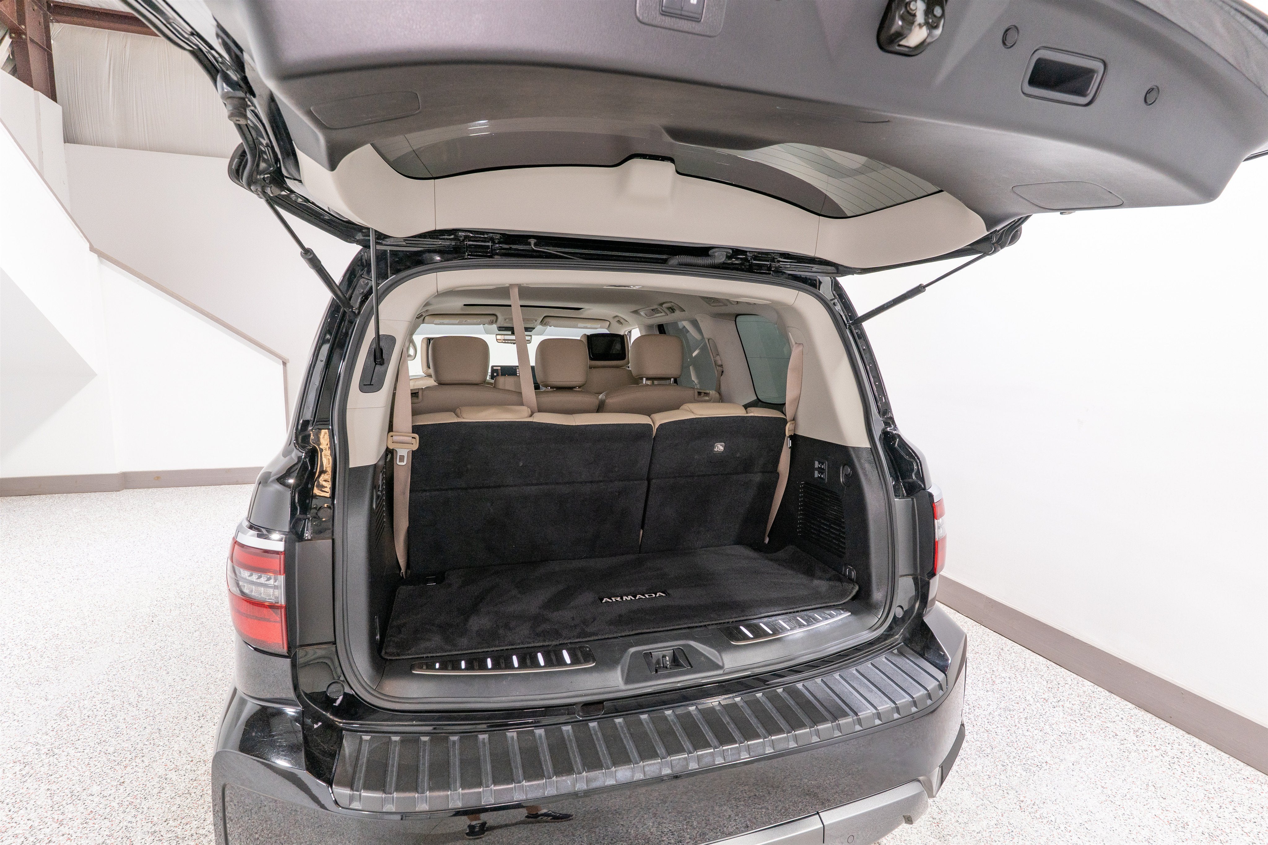 2022 Nissan Armada Platinum
