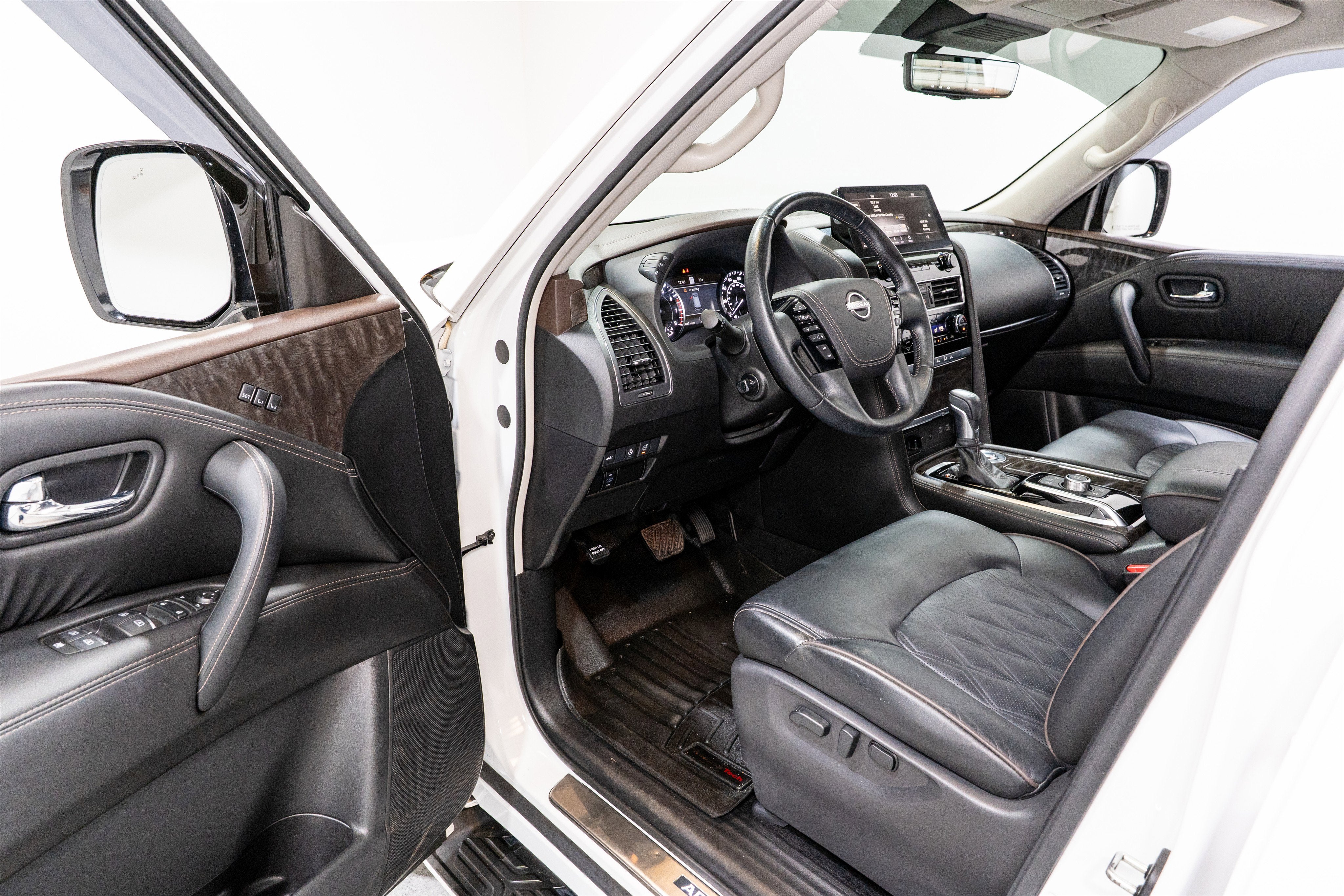 2023 Nissan Armada Platinum