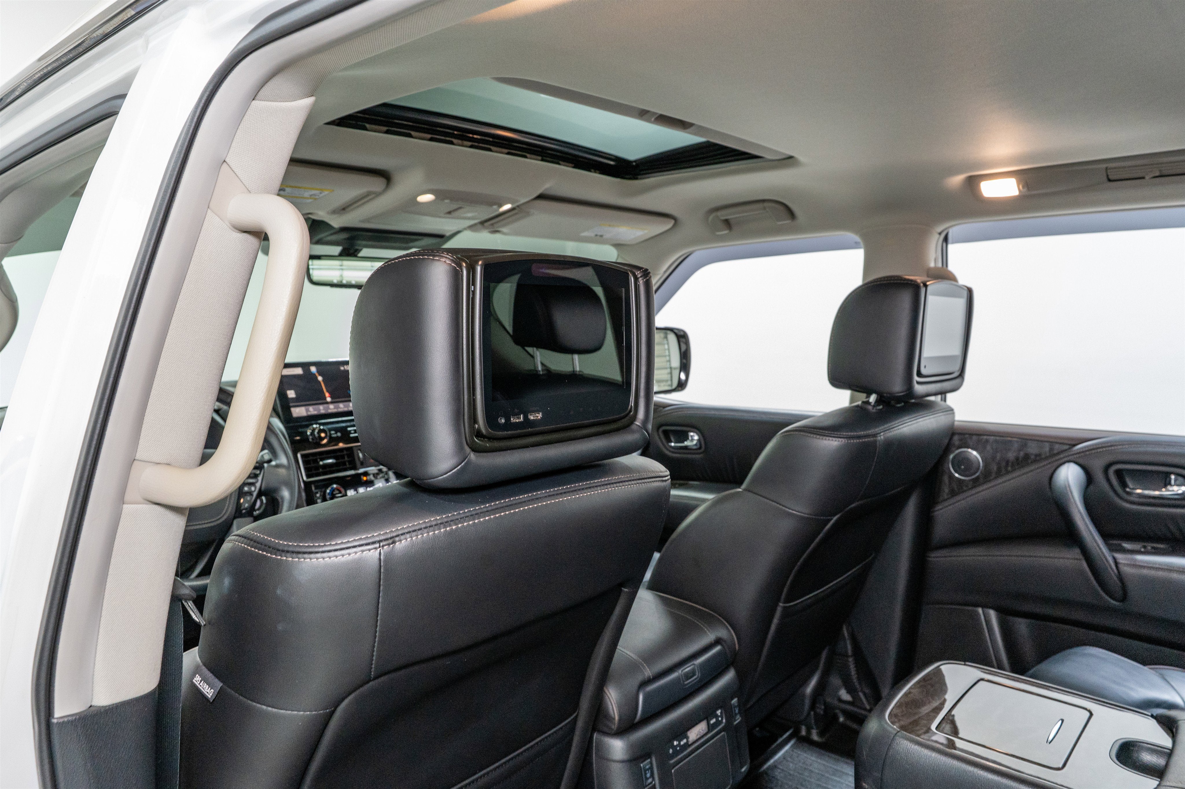 2023 Nissan Armada Platinum