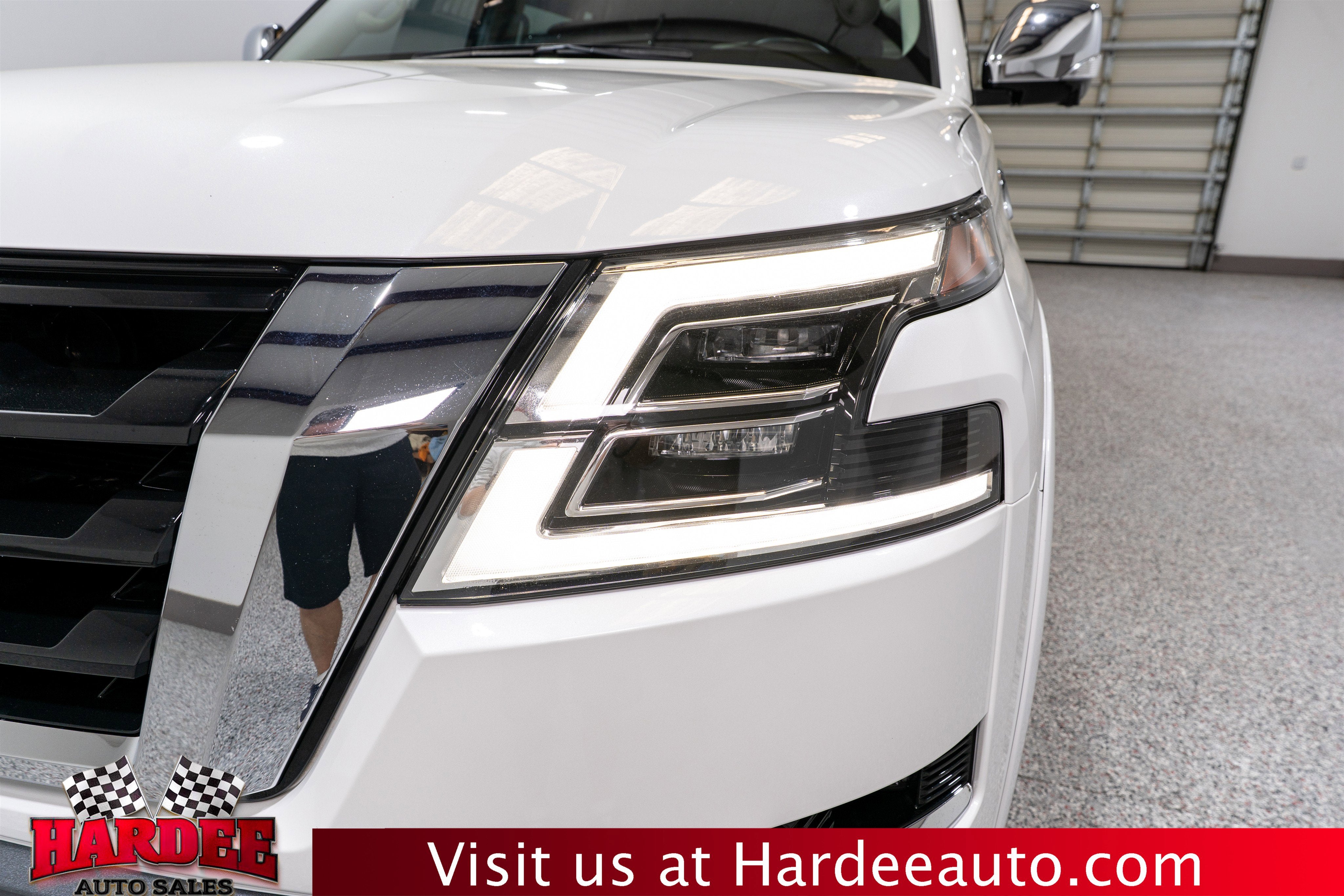 2023 Nissan Armada Platinum