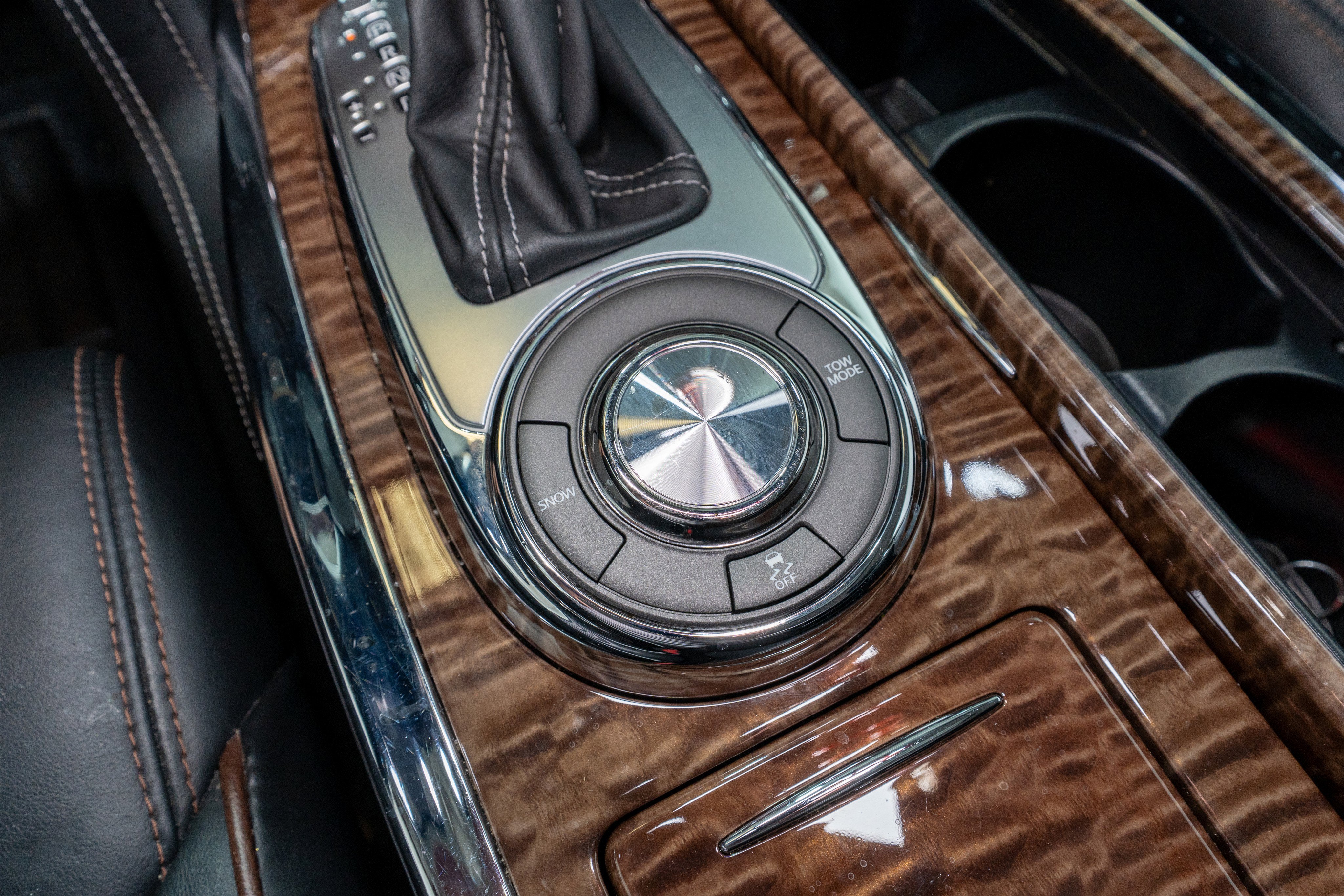 2019 Nissan Armada Platinum