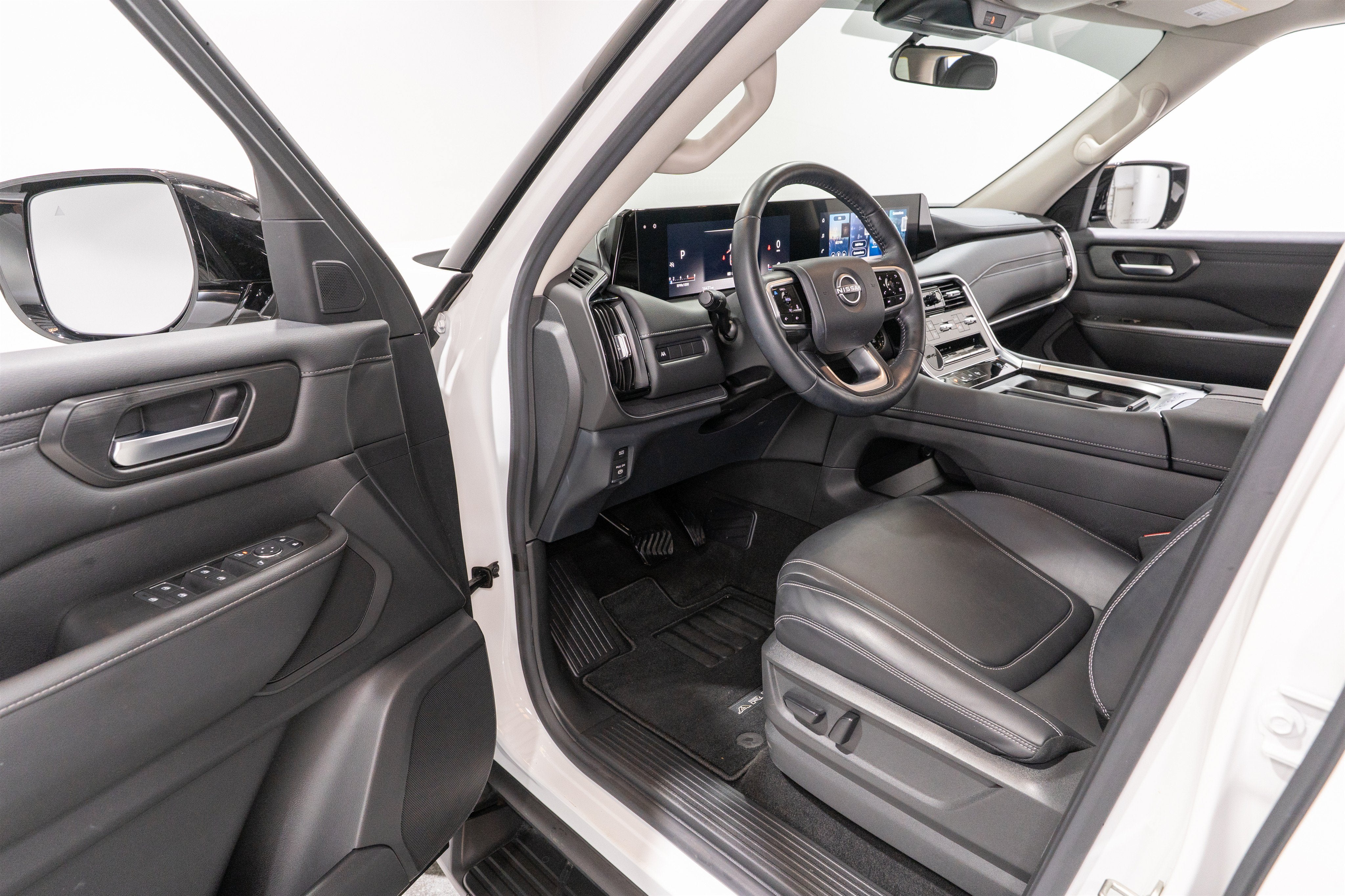 2026 Nissan Armada SV