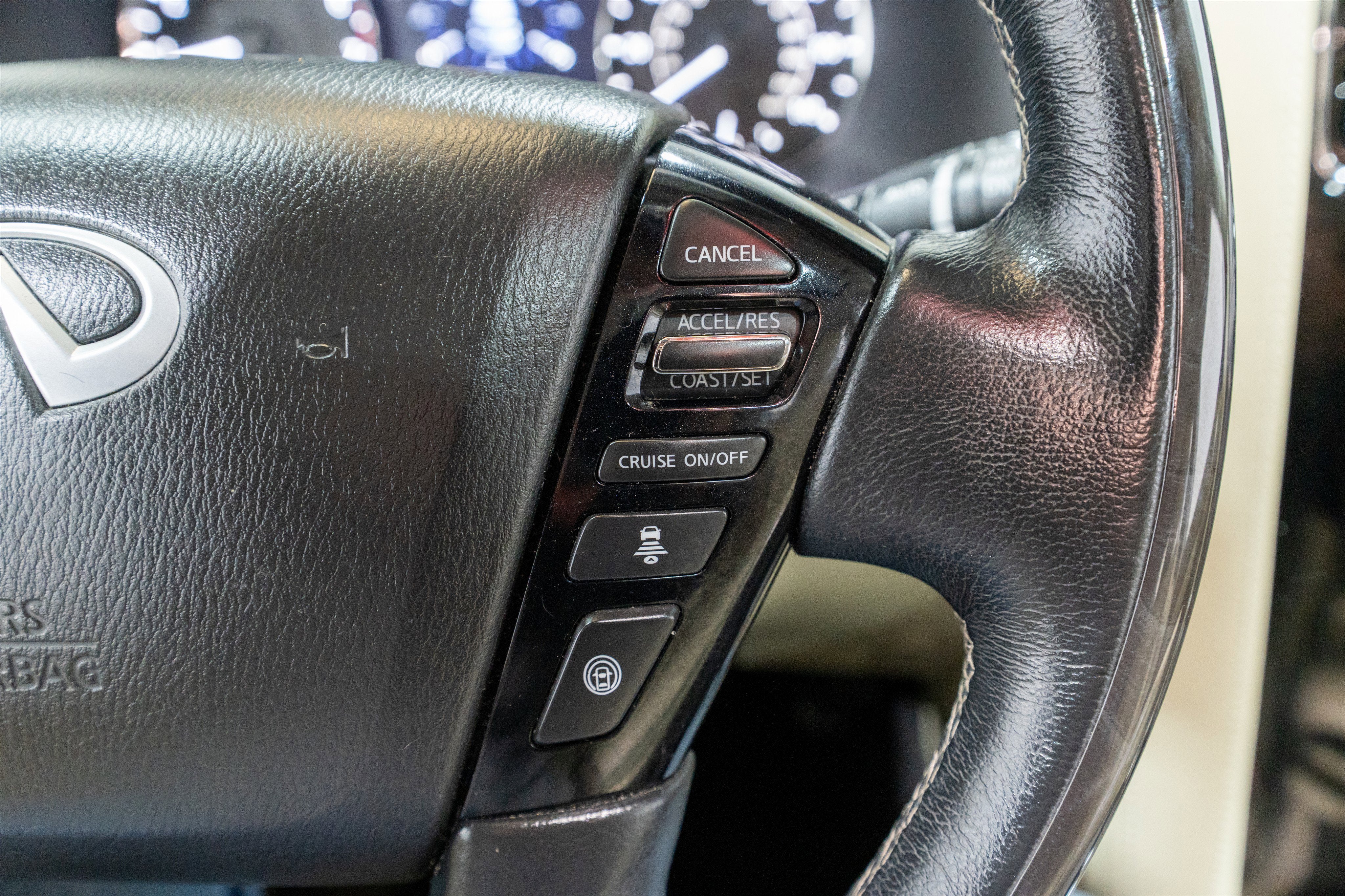 2021 INFINITI QX80 LUXE