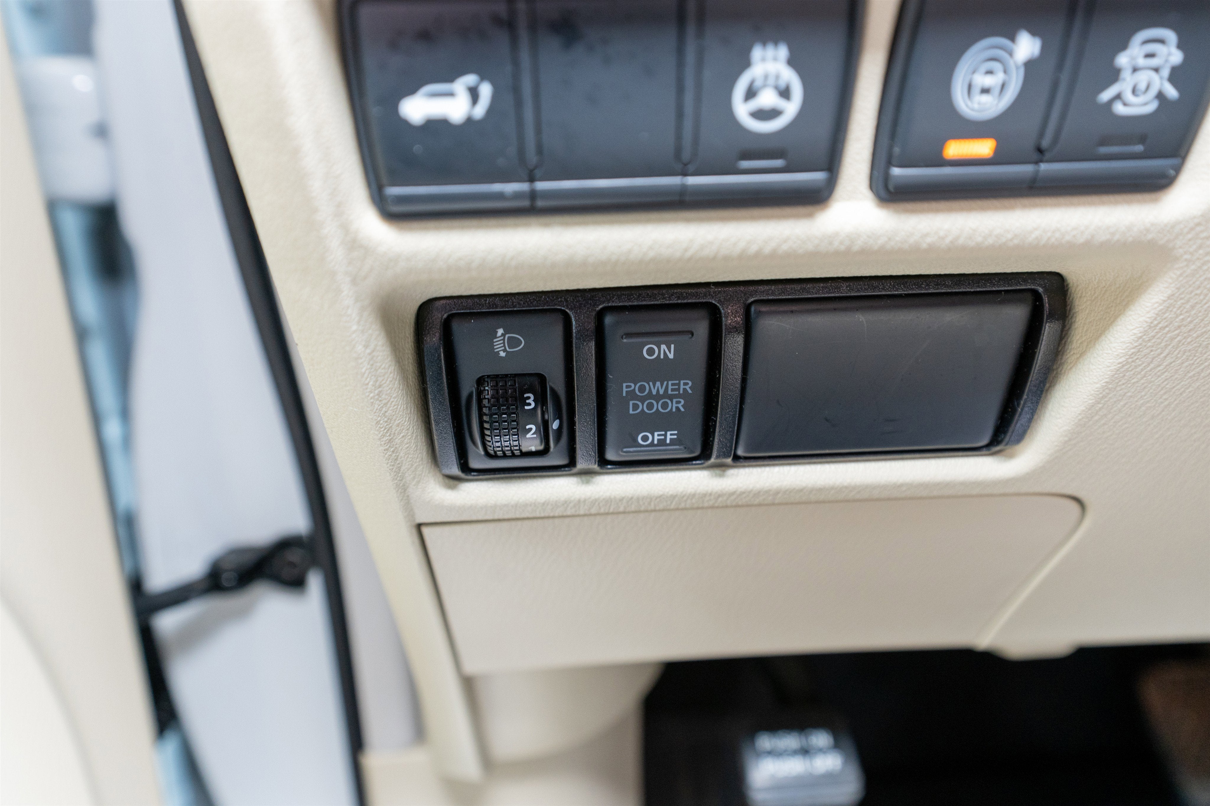 2021 INFINITI QX80 LUXE