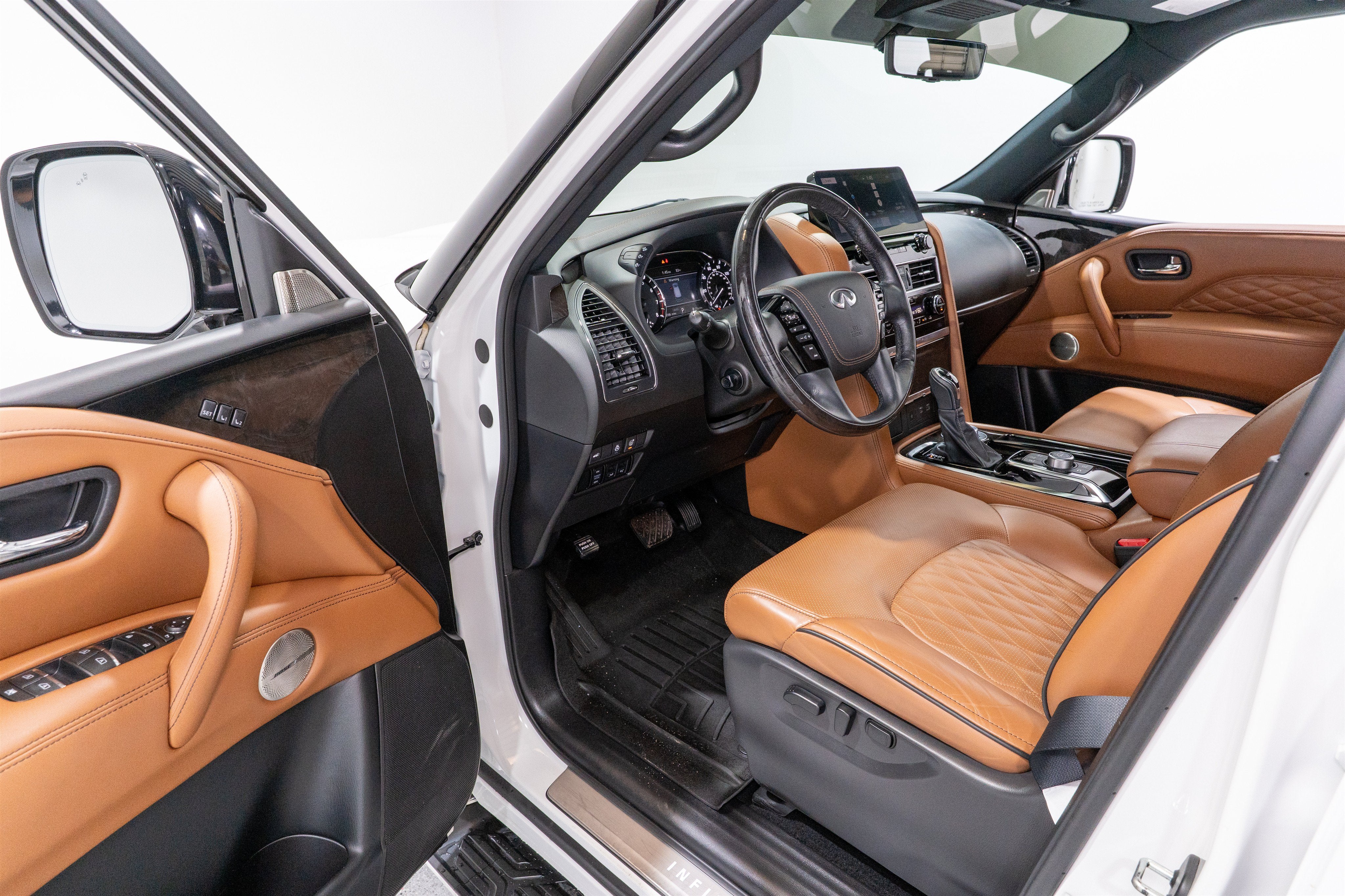 2024 INFINITI QX80 SENSORY