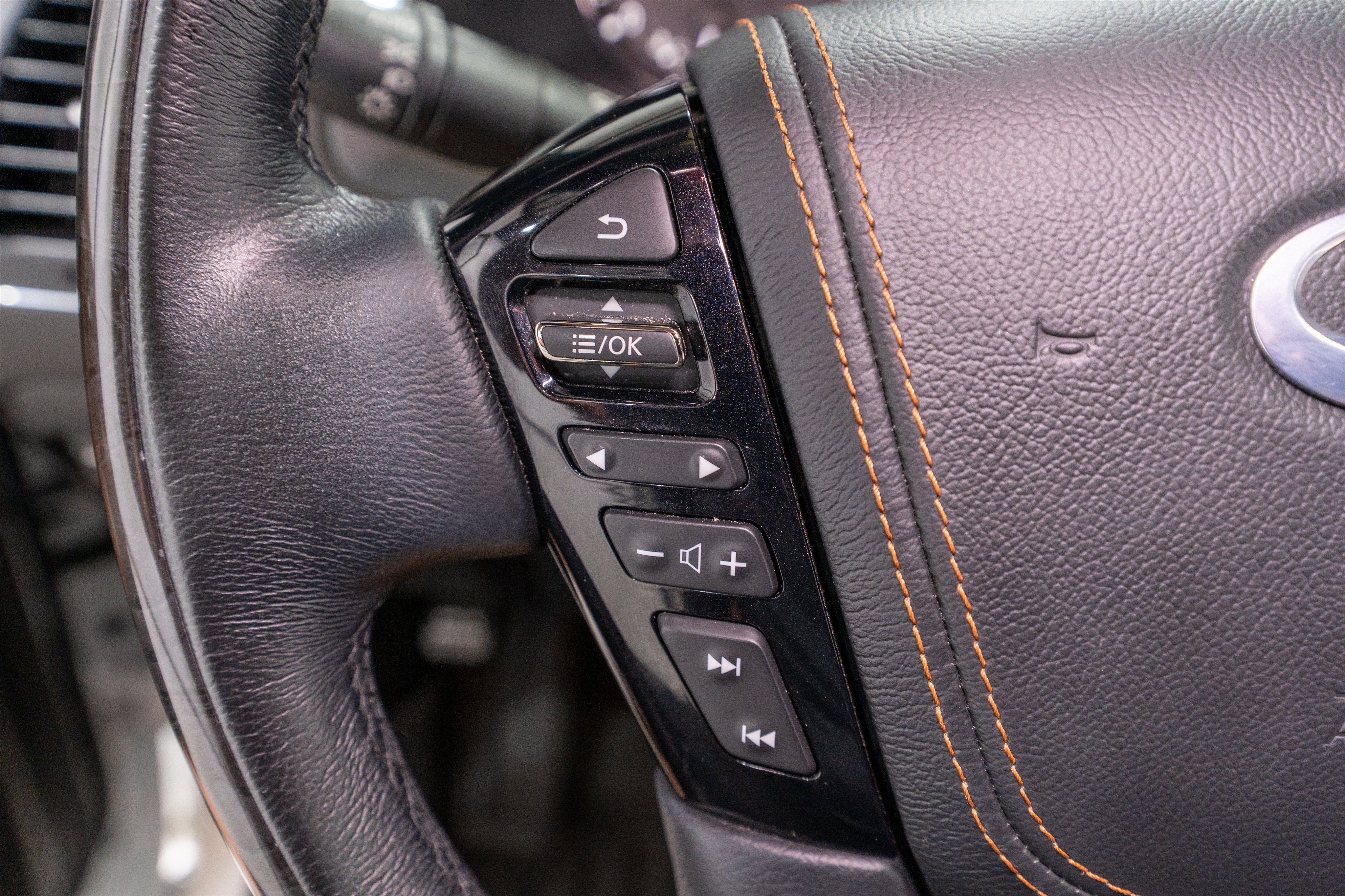 2024 INFINITI QX80 SENSORY