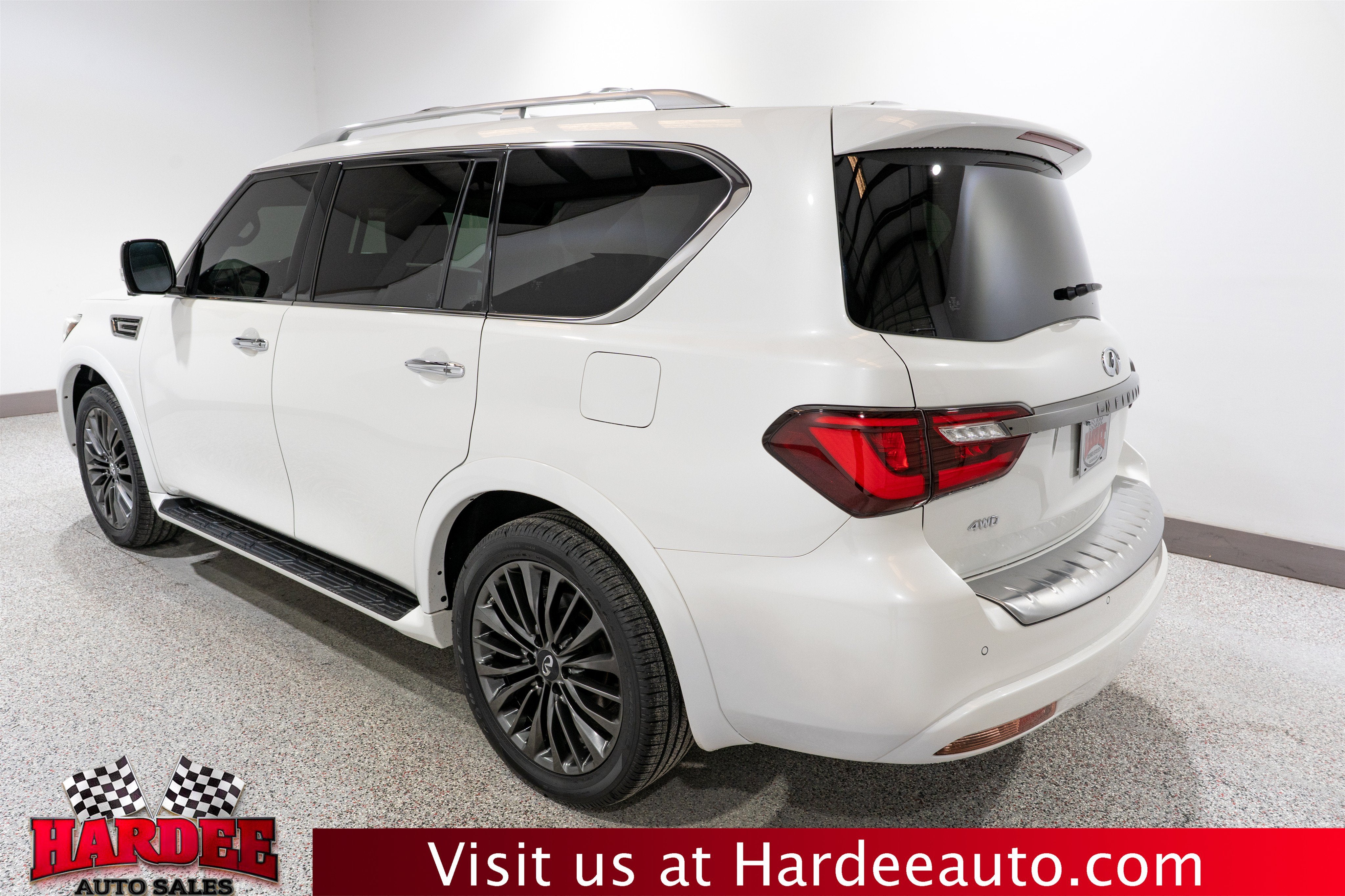 2024 INFINITI QX80 SENSORY